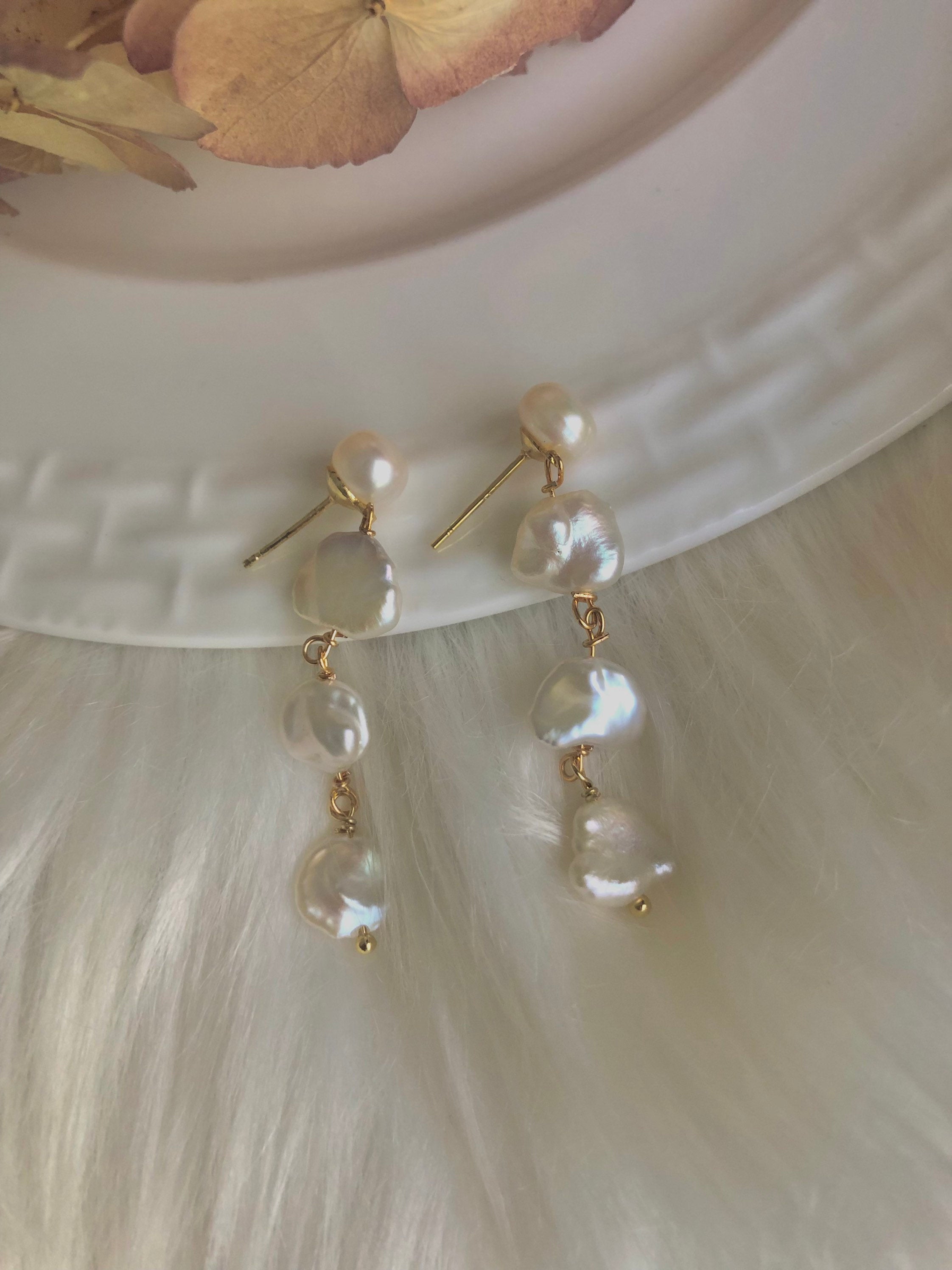 Chic freshwater baroque pearl /keshi pearl dangle earring. Boho bridal earring. Single/Double/triple Petal pearl earrings. Bridesmaid gift.