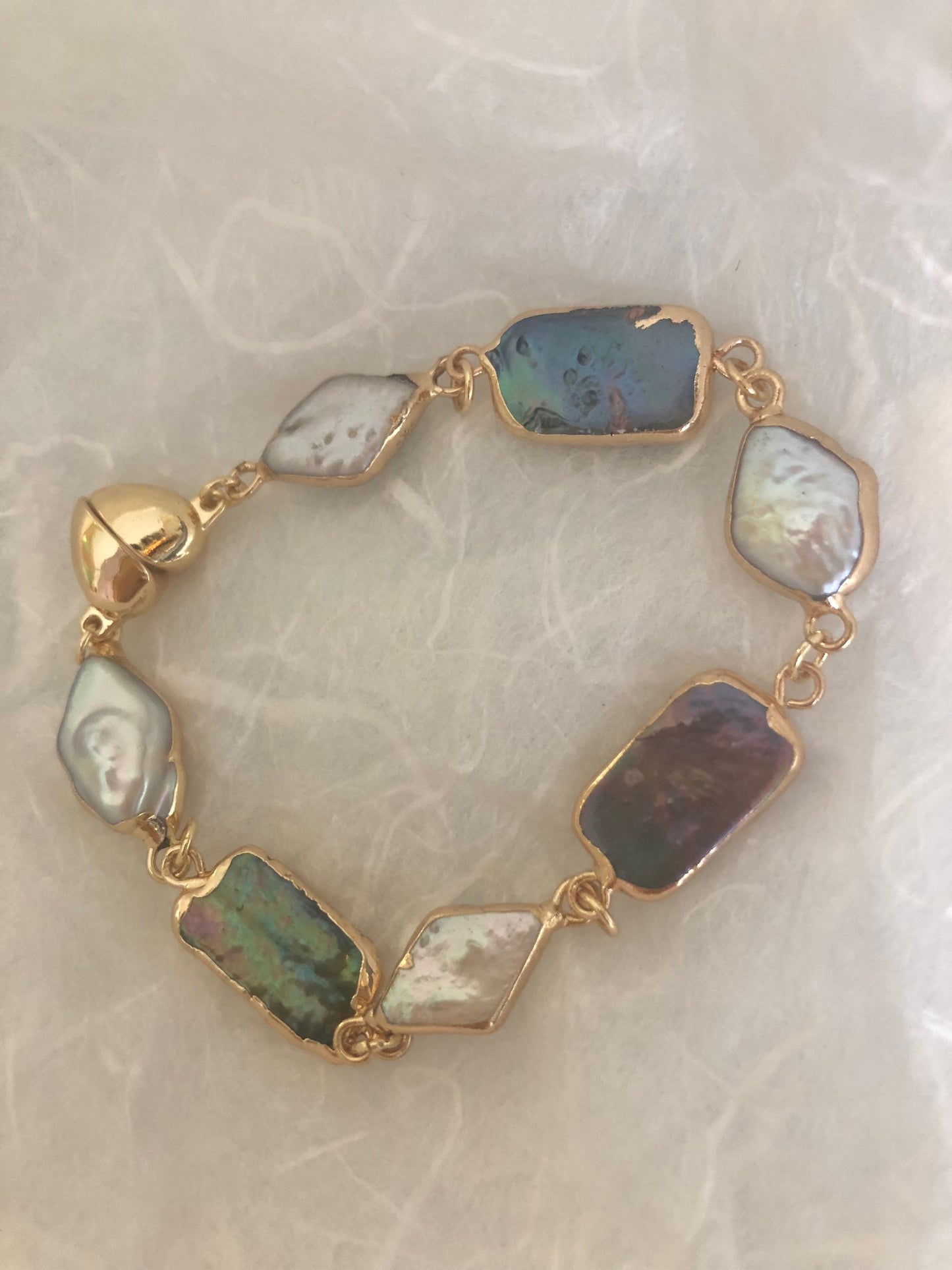 Multiple-col freshwater baroque pearl bracelet. Baroque pearl bracelet. Adorable bracelet. Boho bracelet. Gift for her