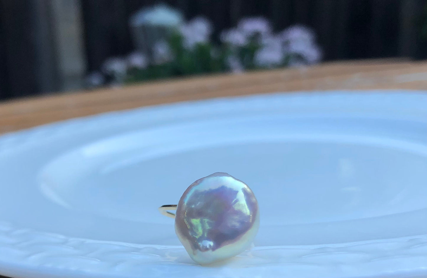 14K gold filled baroque keshi coin pearl ring. Minimalist pearl ring. Dainty high quality luster freshwater pearl ring. Gift for her.