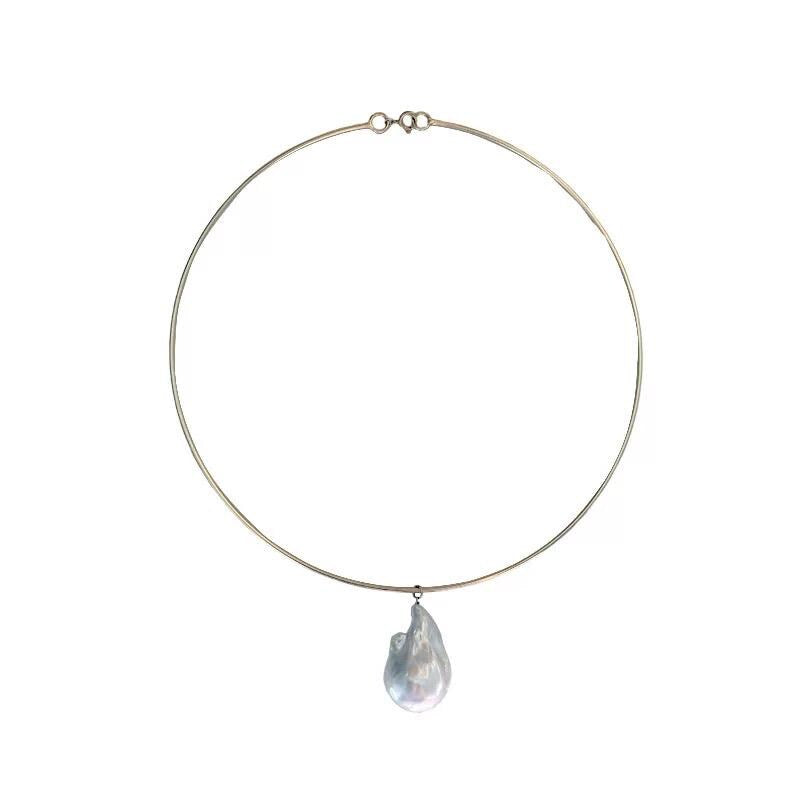 14K gold filled Freshwater baroque pearl bangle. Minimalist choker. Bridal pearl choker. Wire cuff choker.