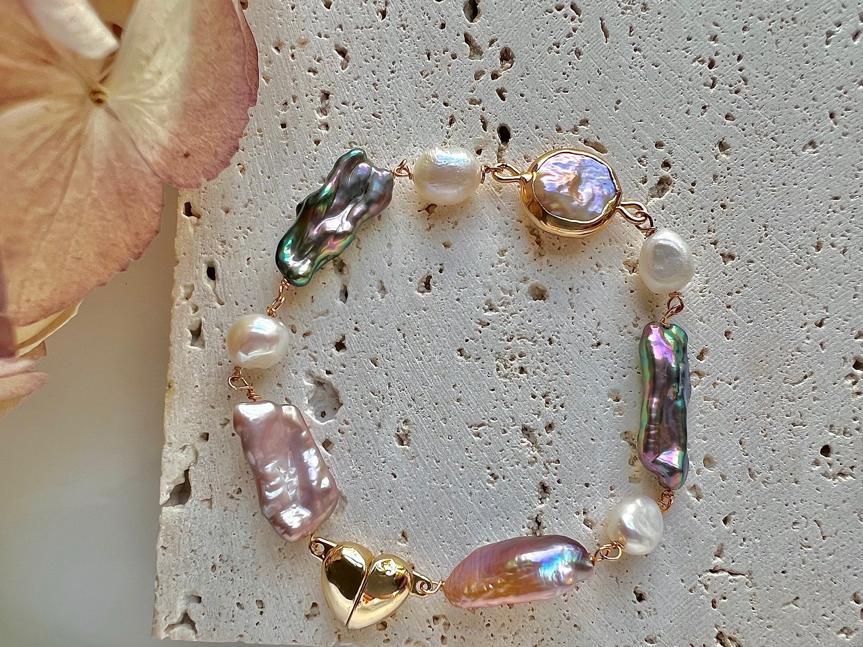 Multiple-color freshwater baroque pearl bracelet. Baroque pearl bracelet. Adorable bracelet. Boho bracelet. Gift for her
