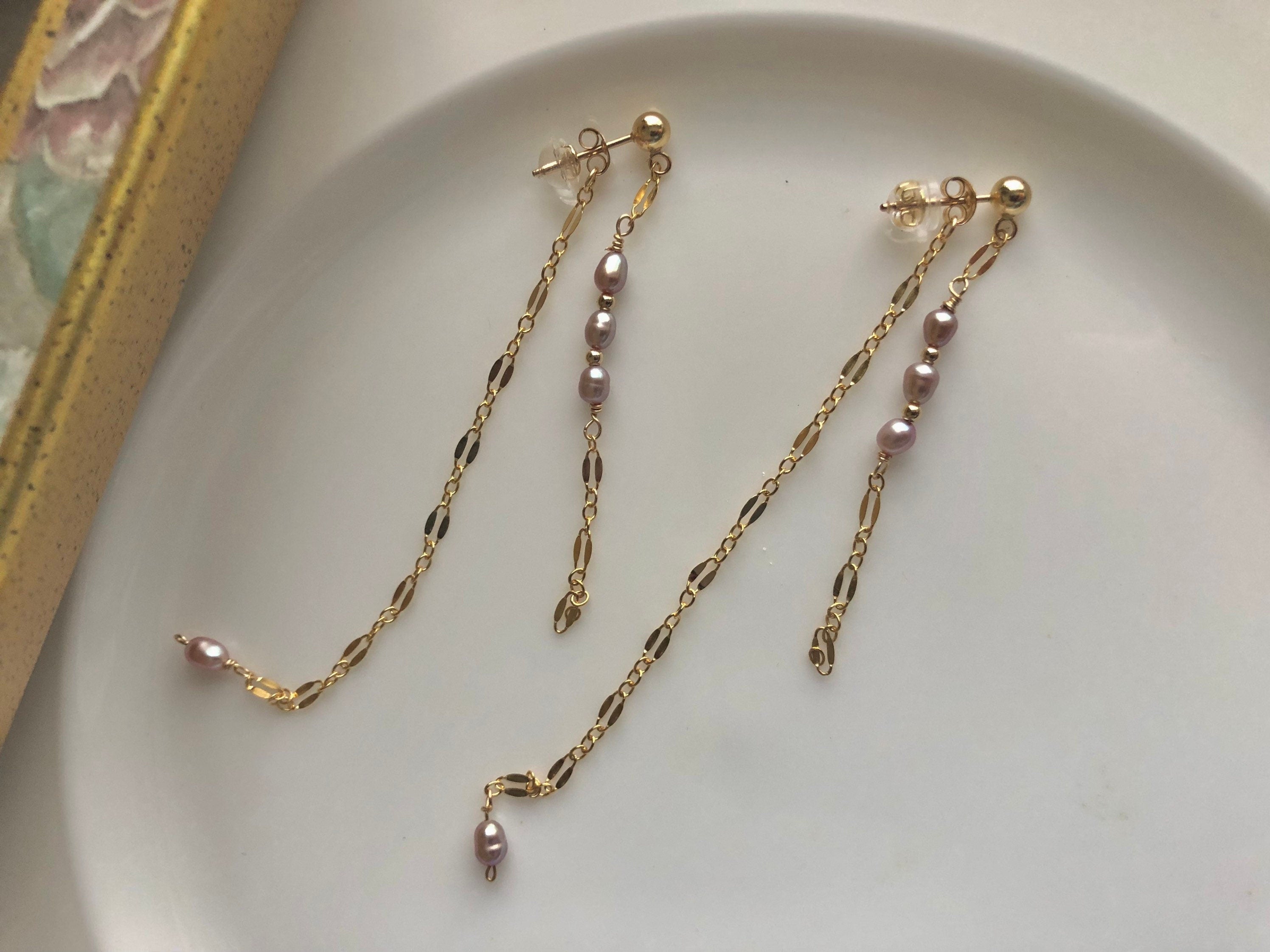 Genuine freshwater pearl double dangle earrings. Elegant Pearl two ways wearing earrings. Minimalist pearl earrings. Bridal earrings.