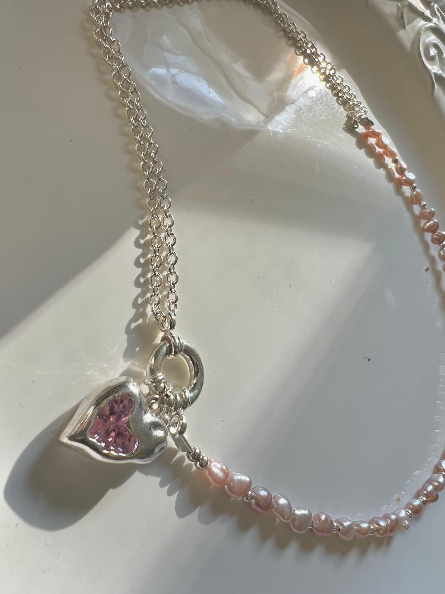 925 sterling silver freshwater pink pearl layered necklace. Heart Necklace. Dainty necklace. Chic pearl necklace.