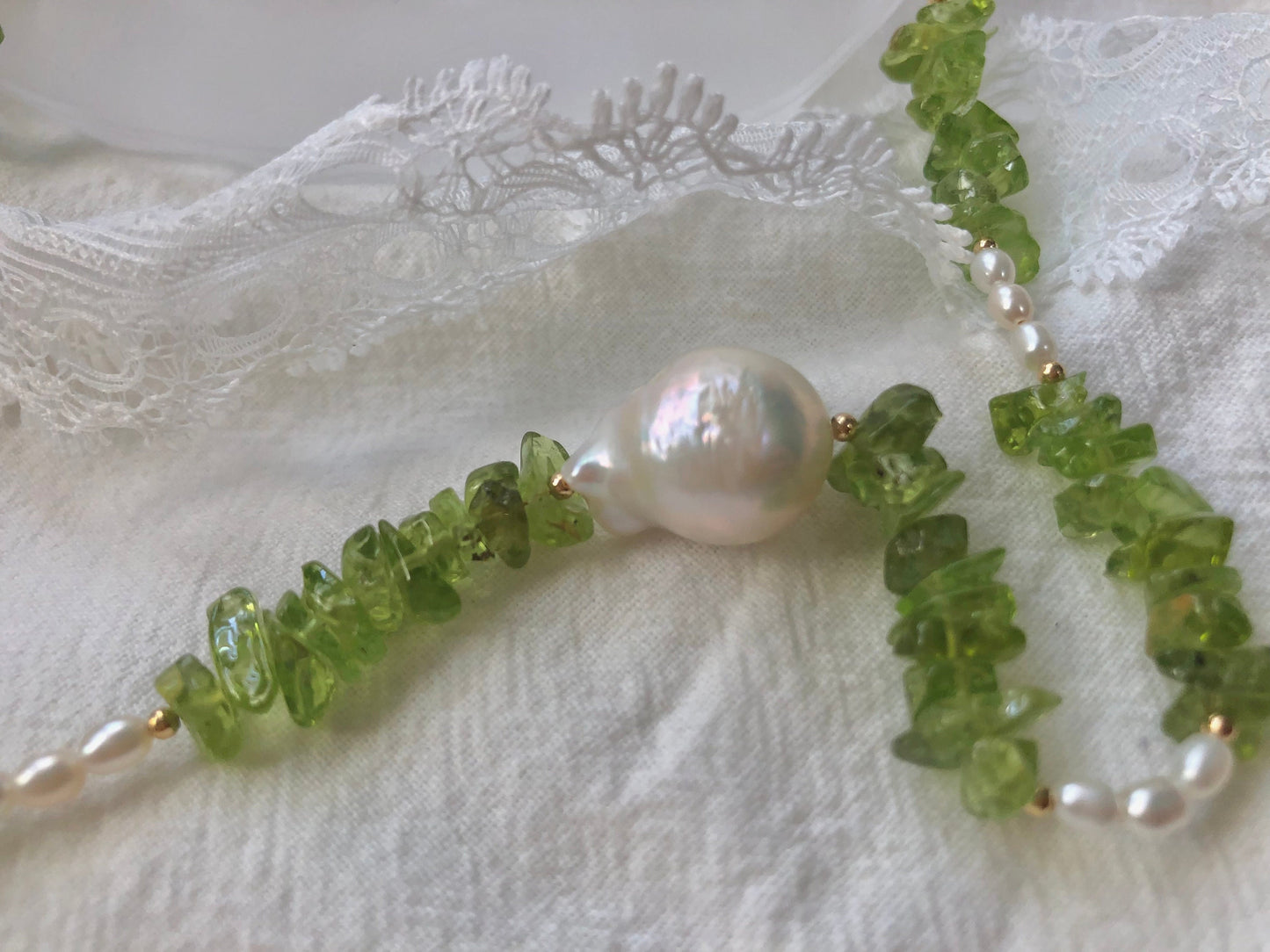 14K gold freshwater baroque pearl olivine gemstone necklaces. Pearl gemstone necklace. Candy pearl necklace. Gift for her