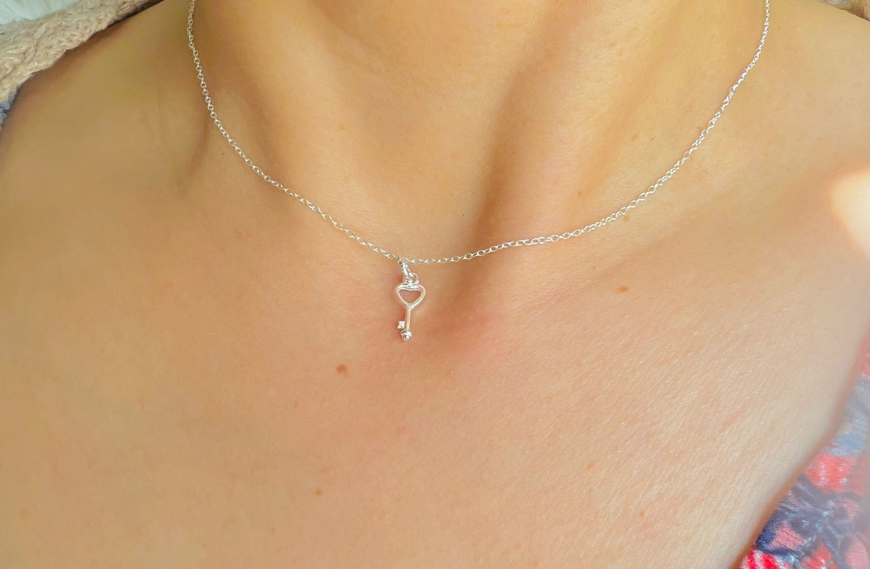 925 sterling sliver Key lock bracelet/necklace. Love lock and key necklace. Sterling Silver minimalist necklace. Contemporary Design.