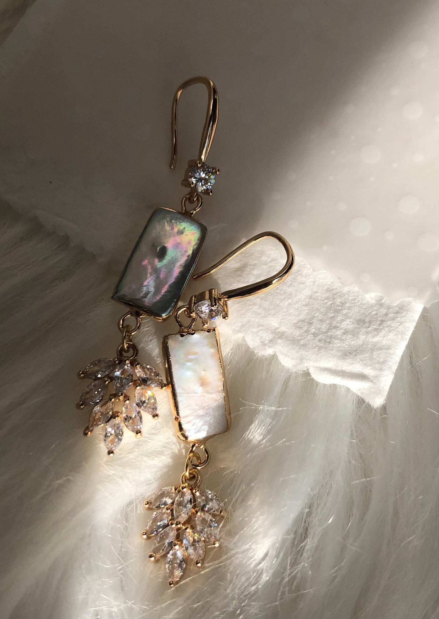 Baroque rectangle pearl crystal dangle earring ，vintage style ZC earring ，gold pearl earring ，France style dope earring ，gift for her