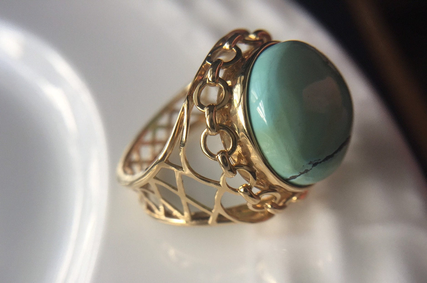 18K solid gold natural turquoise round filigree ring. Turquoise ring. December Brithstone. Wide Solid 18K Gold Turquoise lace ring.