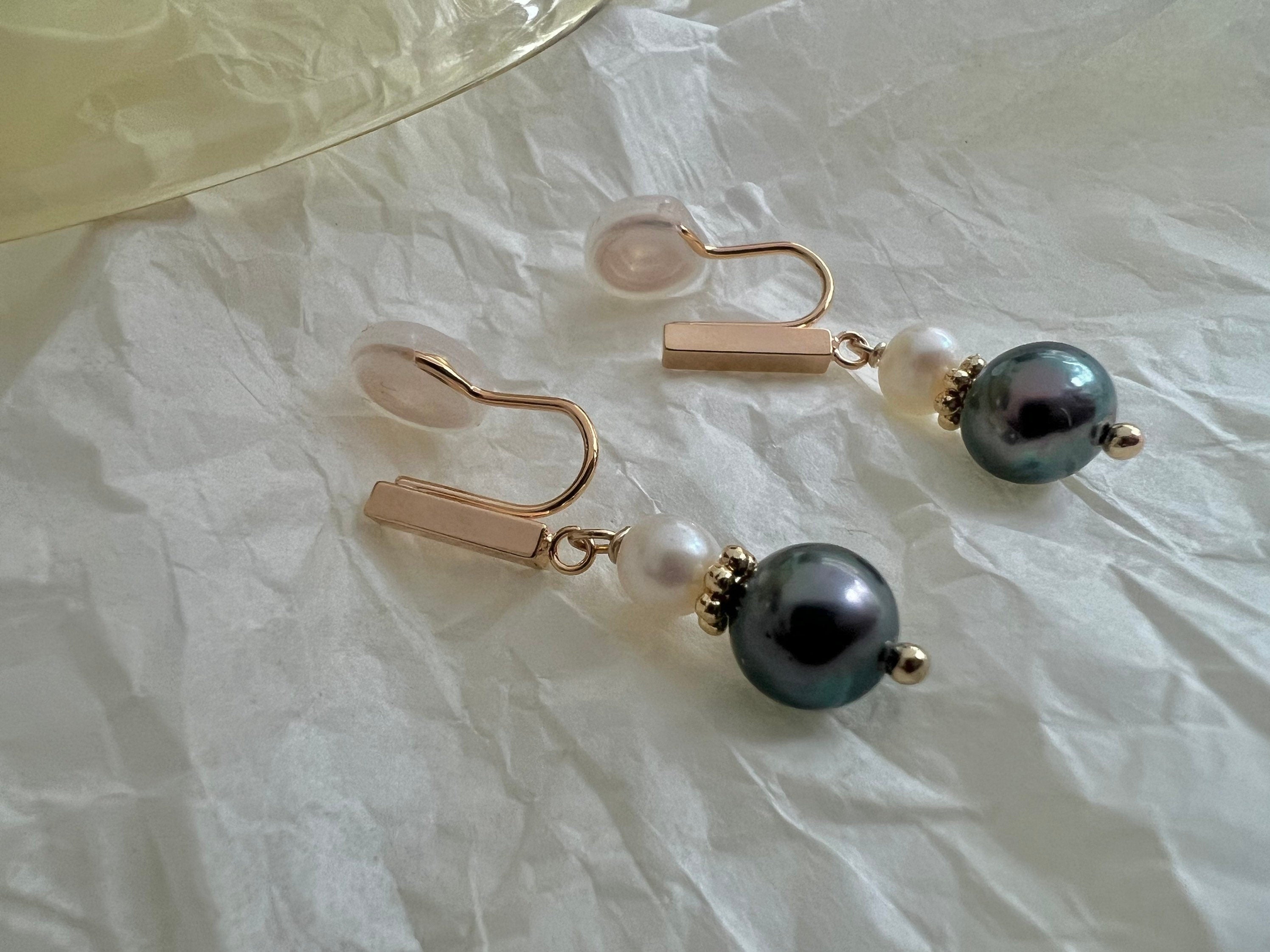14K gold filled freshwater pearl stick dangle earring. Minimalist clip on earrings. Chic earring. No pain Pearl earrings. Bridesmaid gift.