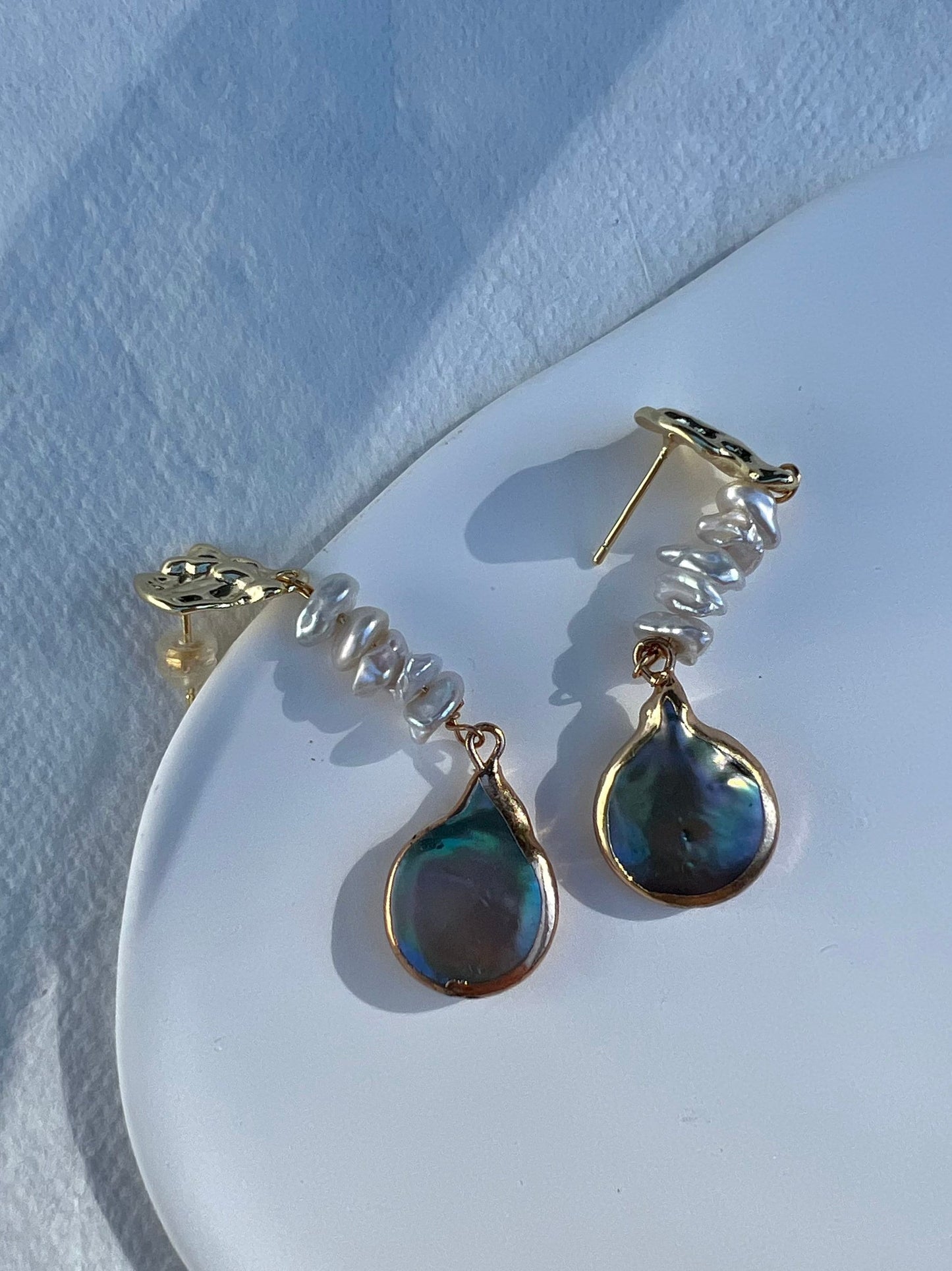 Multi-color freshwater baroque pearl dangle earring. Real pearl earrings. Statement earrings. Boho pearl earrings. Wedding earrings.