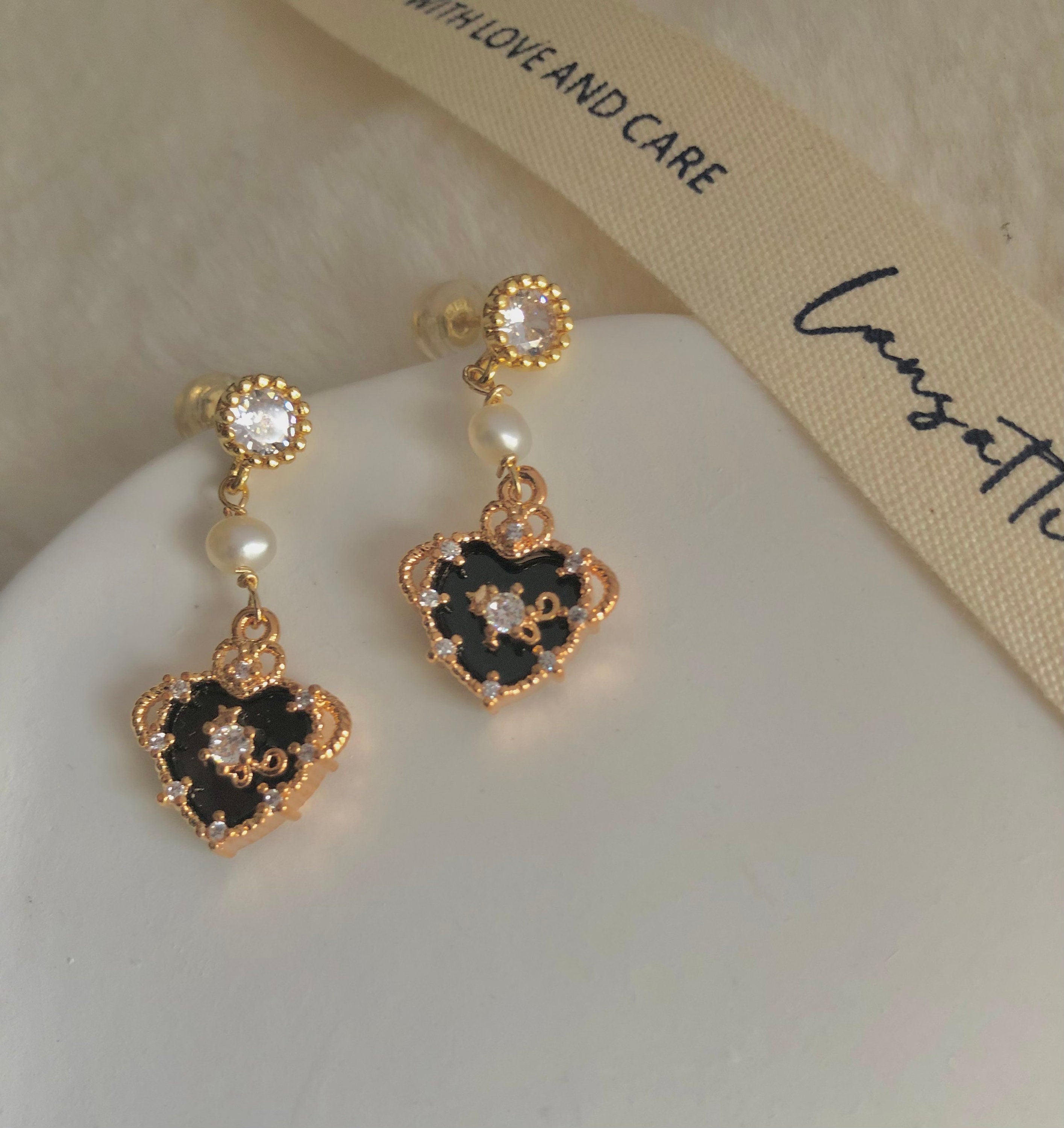 Vintage Black Onyx Pendant Freshwater pearl earrings pave Set Diamond Earrings. Natural Black Agate gold Earrings. Art Deco Earrings.