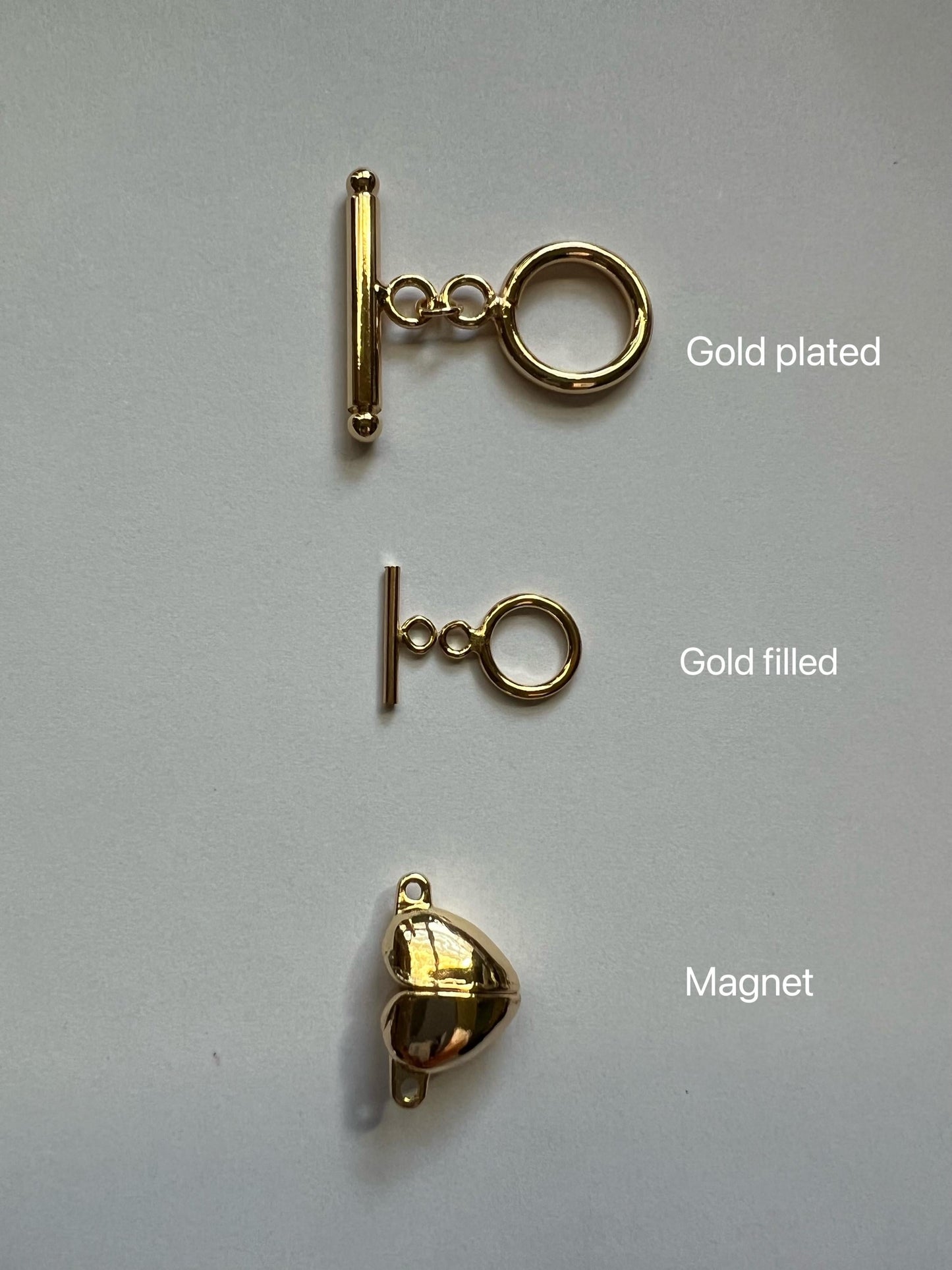 Multiple-color freshwater baroque pearl bracelet. Baroque pearl bracelet. Adorable bracelet. Boho bracelet. Coin pearl bracelet.