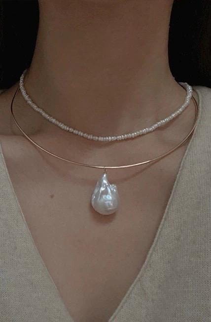 14K gold filled Freshwater baroque pearl bangle. Minimalist choker. Bridal pearl choker. Wire cuff choker.