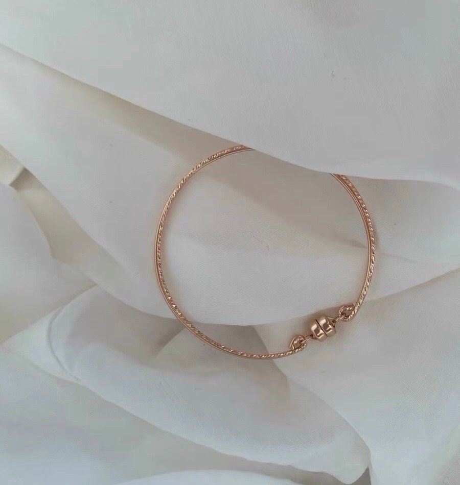 14K gold filled double layered bangles Bracelet. Elegant bangles Bracelet. Minimalist magnetic bracelet. Gift for her