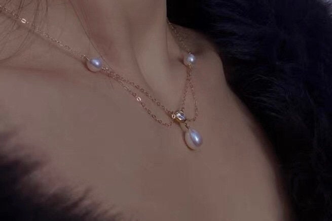 14k gold filled freshwater pearl France style double chain elegant dangle necklace. Wave necklace. Bridal necklace.