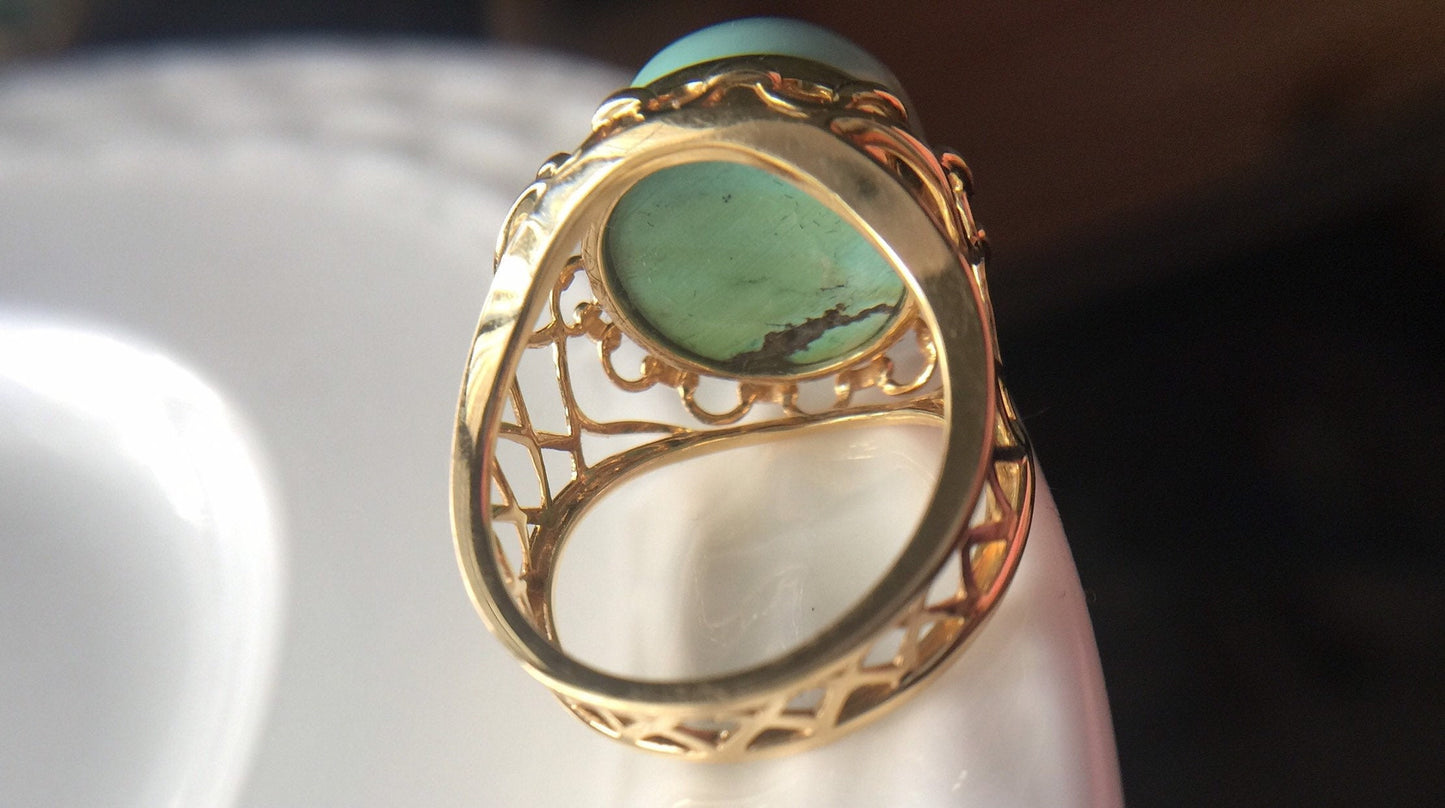 18K solid gold natural turquoise round filigree ring. Turquoise ring. December Brithstone. Wide Solid 18K Gold Turquoise lace ring.