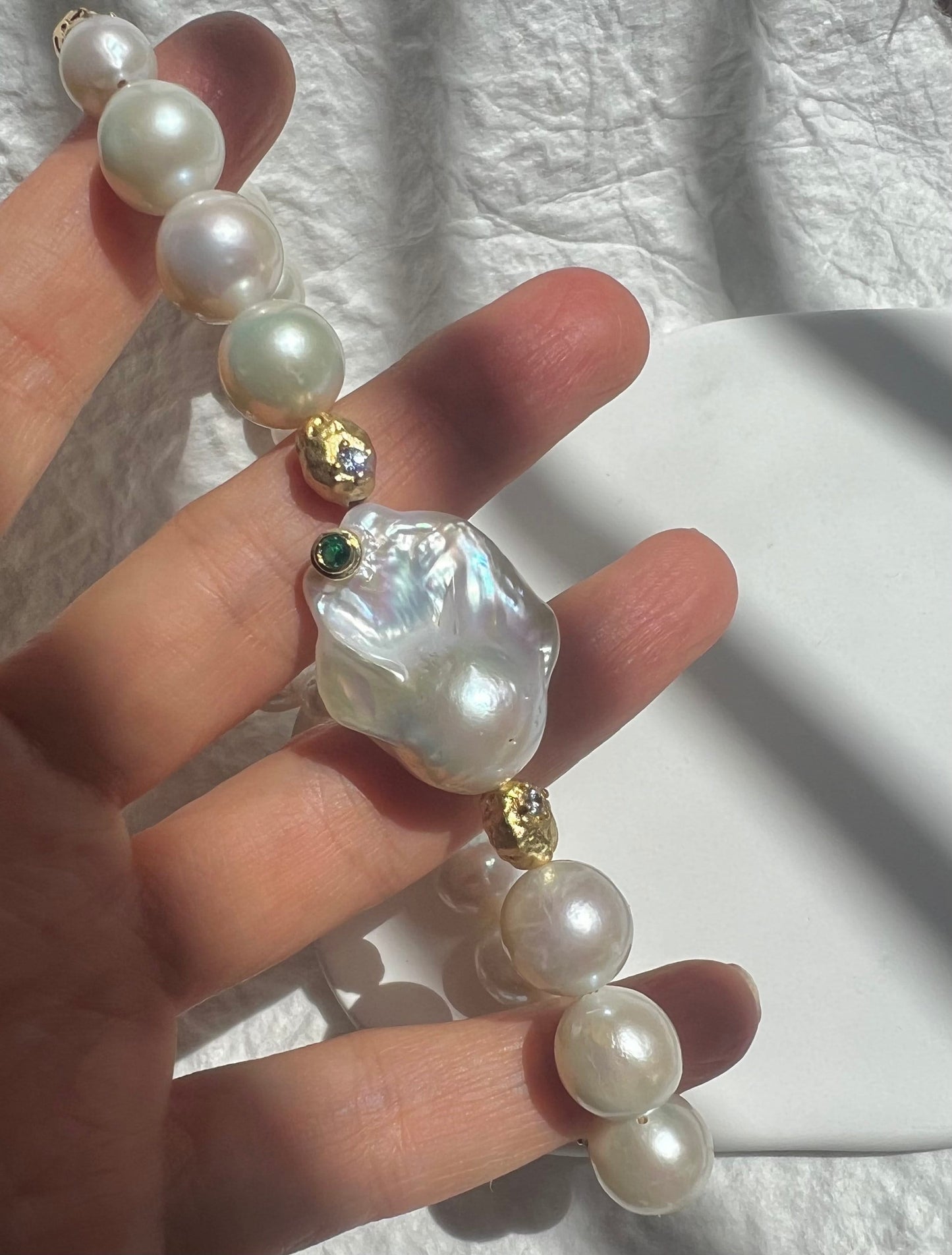 Freshwater baroque pearl necklace. Gold baroque pearl beaded necklace. Chunky baroque pearl necklace. Baroque pearl choker. Gift for her