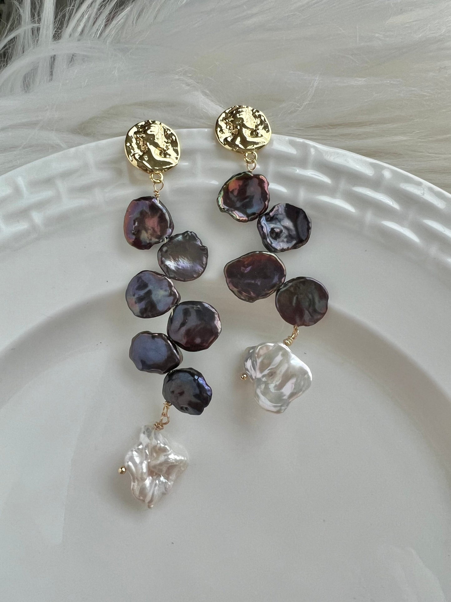 High quality luster Freshwater big Petal multicolored pearl dangle earrings. Chic mismatched earrings. Wedding pearl earrings.