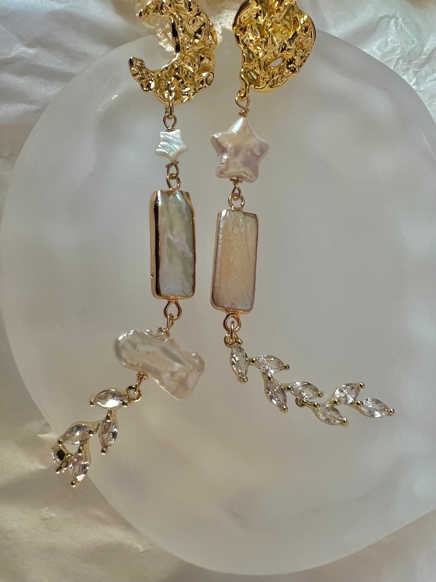 Chic moon star freshwater pearl unbalanced dangle earrings. Designed charm asymmetry earrings. Gift for her