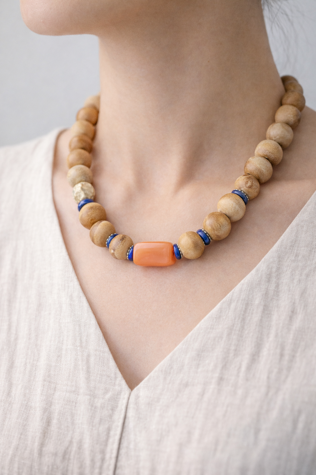 Agarwood, Old Nanhong & Lapis Lazuli Necklace