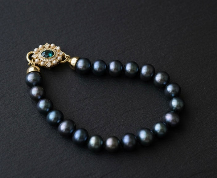 High luster Freshwater peacock pearl Vintage bracelet. Art Deco bracelet. Delicate bracelet. Gift for her