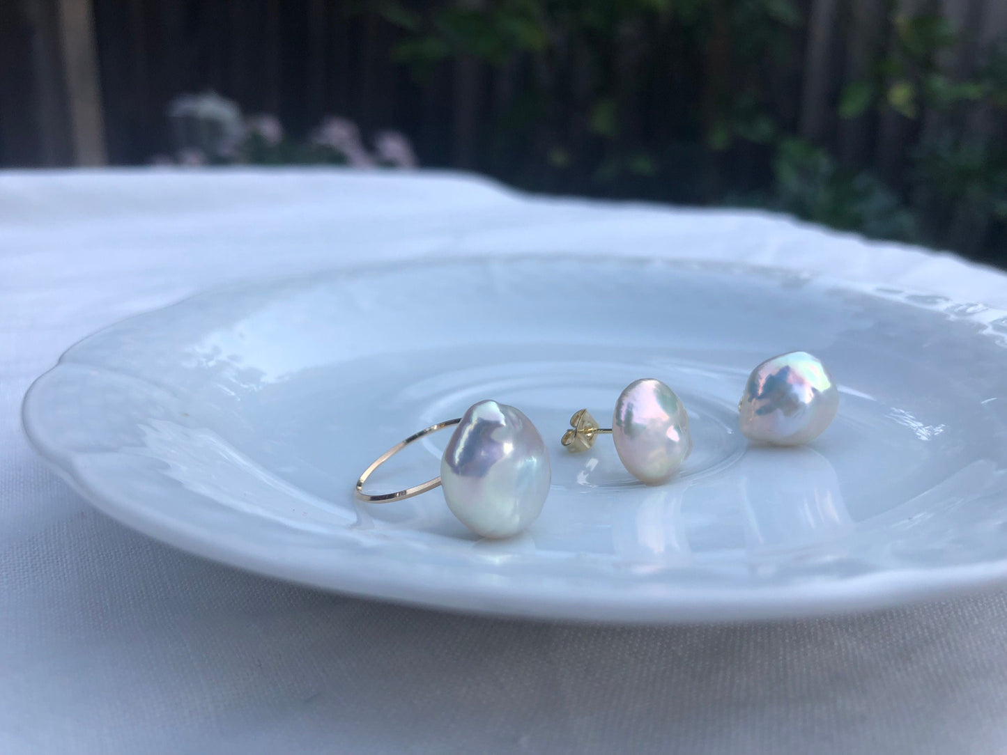 14K gold filled baroque keshi coin pearl ring. Minimalist pearl ring. Dainty high quality luster freshwater pearl ring. Gift for her.