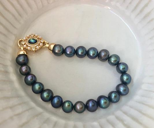 High luster Freshwater peacock pearl Vintage bracelet. Art Deco bracelet. Delicate bracelet. Gift for her