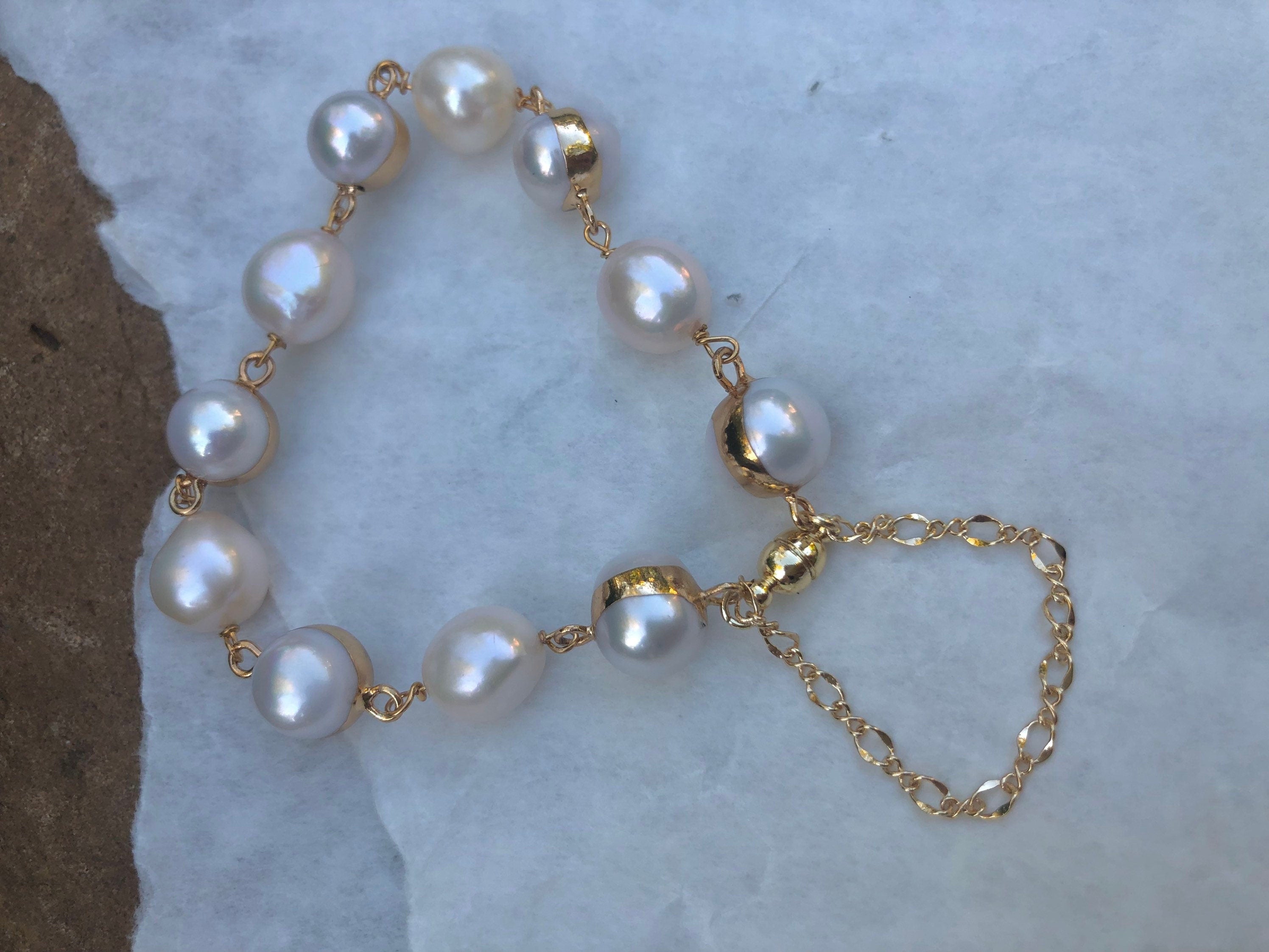High quality luster genuine multiple-color baroque pearl bracelet. Dainty pearl bracelet. Vintage pearl bracelet. Gift for her.