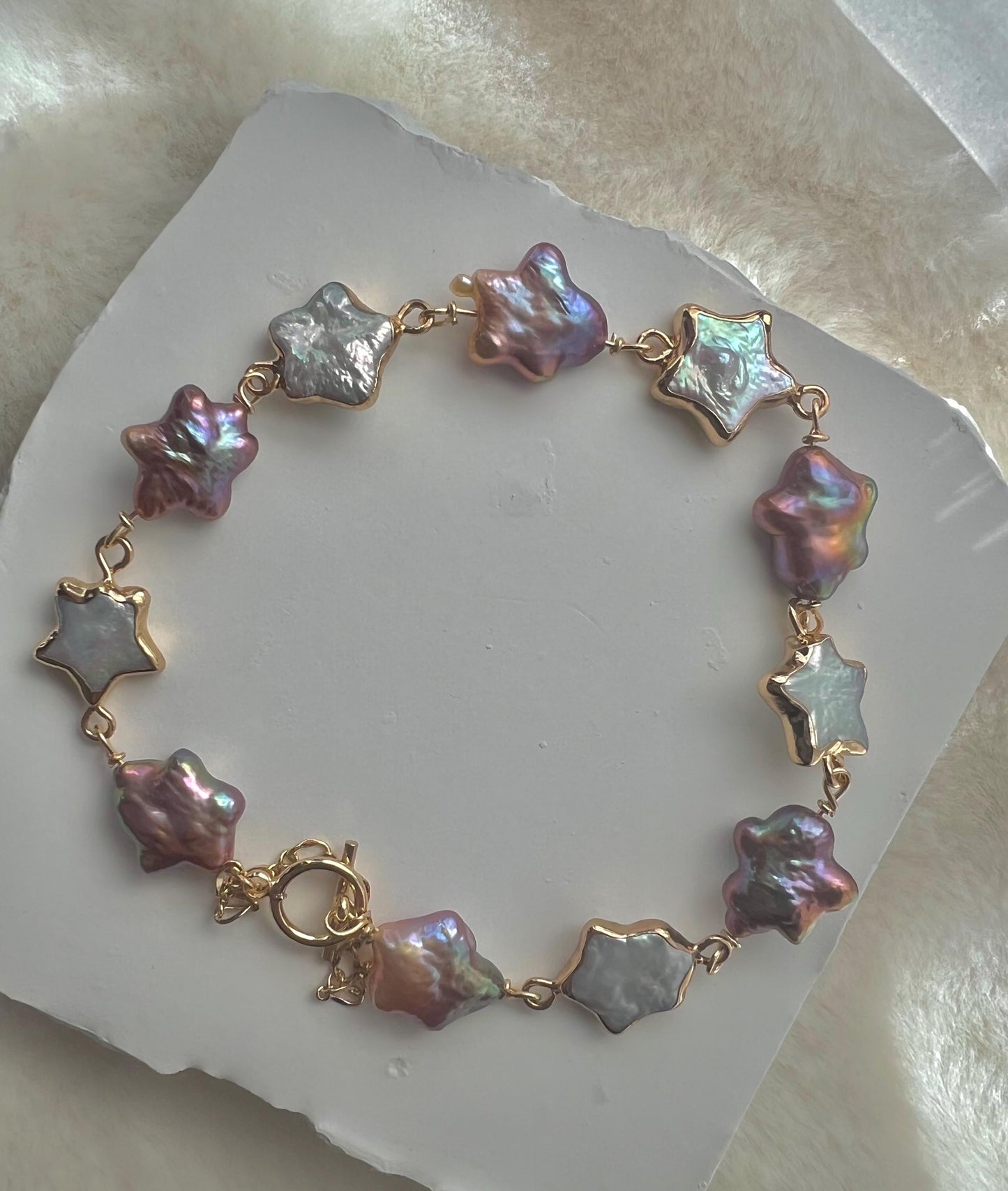 14K gold filled multicolored Genuine pearl star elegant bracelet. Dainty bracelet. Minimalist bracelet. Gift for her.