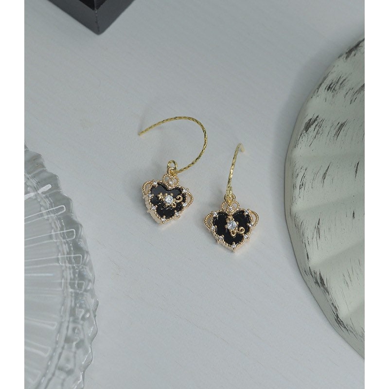 Vintage Black Onyx Pendant Freshwater pearl earrings pave Set Diamond Earrings, Natural Black Agate 14K Gold Earrings,Art Deco Earrings.
