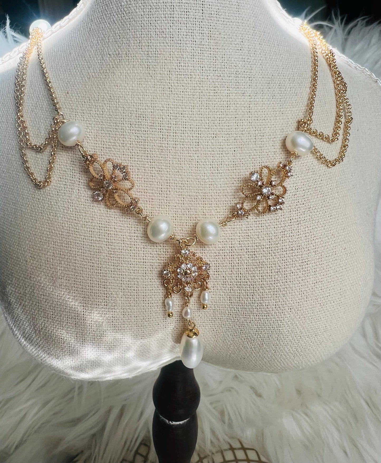 Vintage style freshwater pearl filigree necklace. Art nouveau necklace. Diamonds necklace. Victoria style necklace. Gift for her