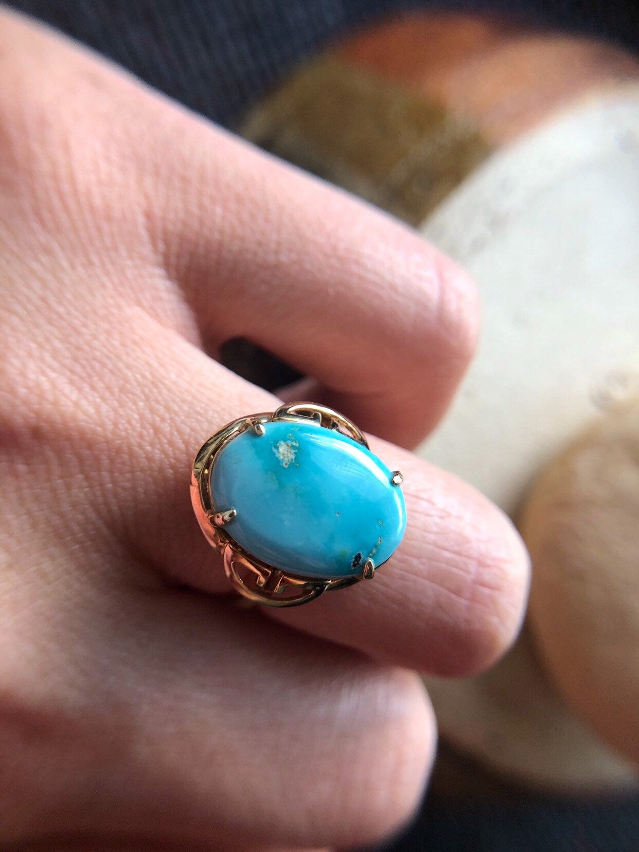 18K solid gold natural turquoise oval  ring. Turquoise ring. December Brithstone. Solid 18K Gold Turquoise ring.