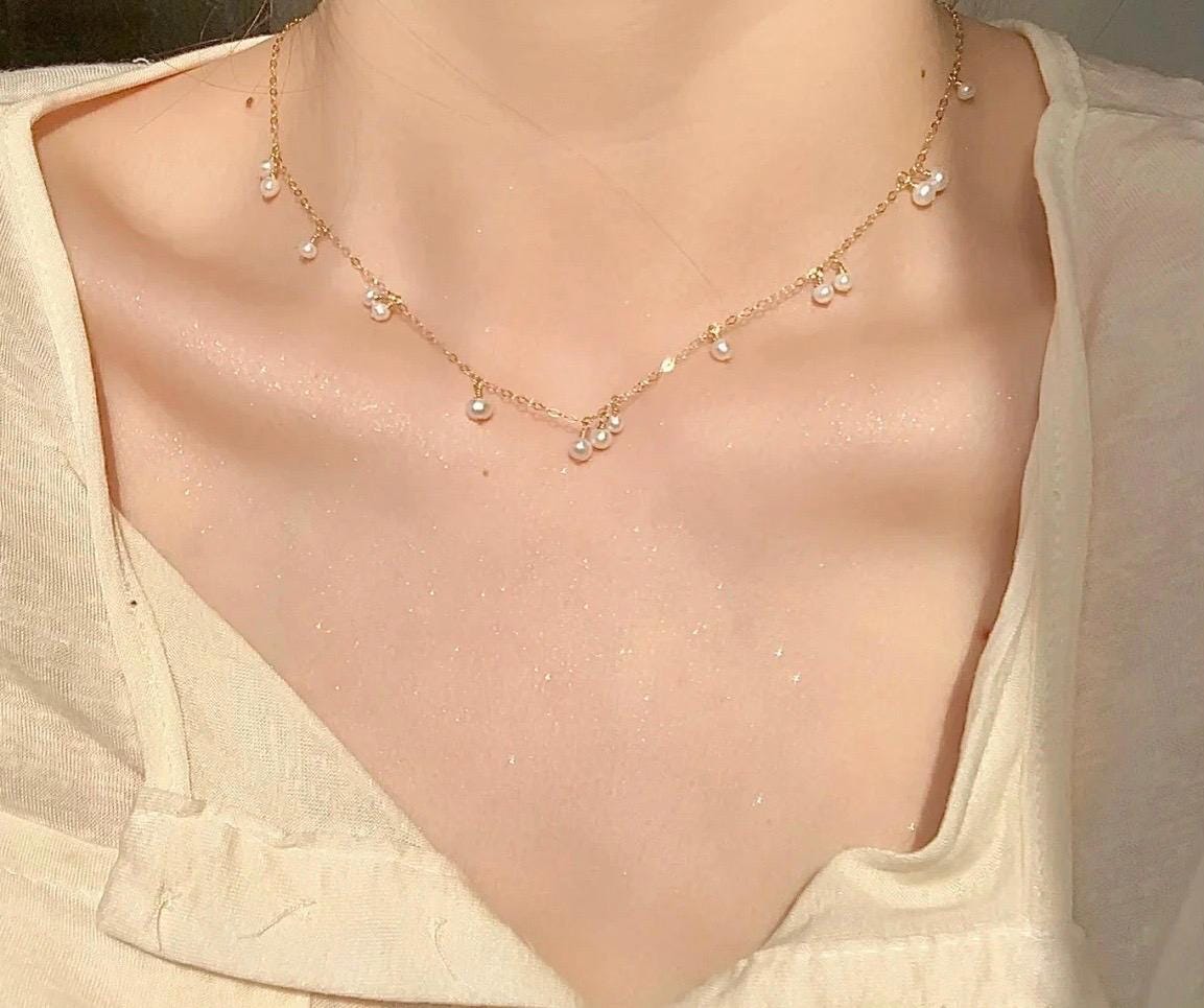 14K gold filled freshwater pearl necklace. Dainty tiny pearl necklace. Mini necklace . Anniversary gift. Bridesmaid gift.