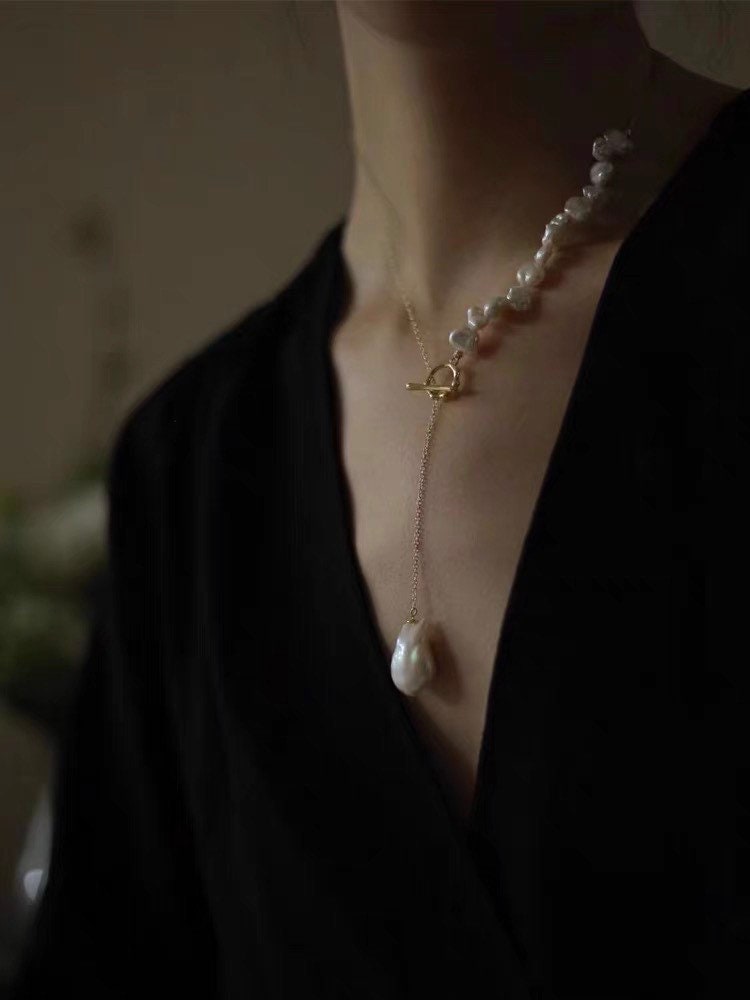 High quality petal baroque pearl half chain necklace. Multiple-shape pearl necklace. Boho wedding jewelry. Y lariat necklace.