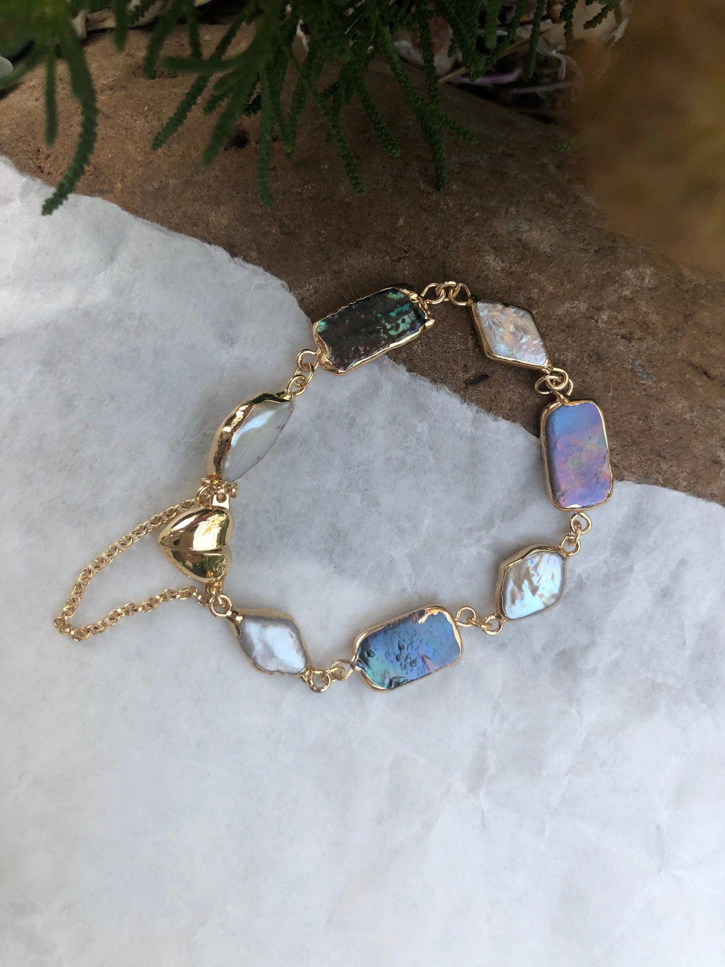 Multiple-col freshwater baroque pearl bracelet. Baroque pearl bracelet. Adorable bracelet. Boho bracelet. Gift for her