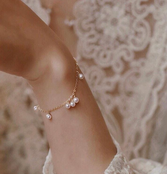 14K gold filled freshwater pearl necklace. Dainty tiny pearl necklace. Mini necklace . Anniversary gift. Bridesmaid gift.