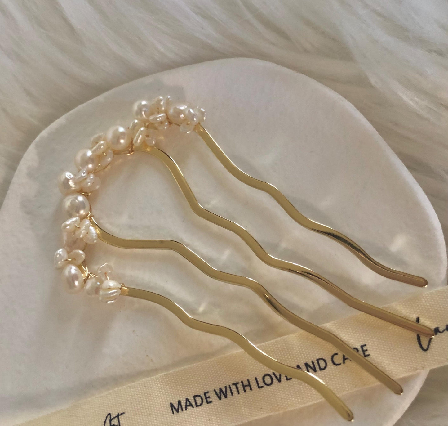 Brass wire wrapped freshwater multiple-color pearl hair pin. Wave hair accessories. Gold hair fork. Bridal hair pin. Wedding hair pin.