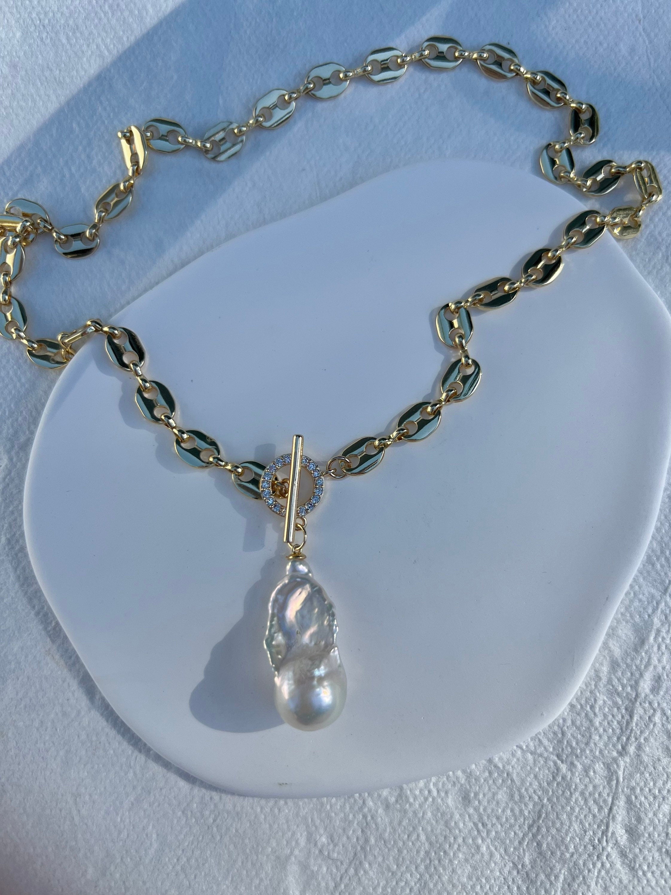 High quality freshwater Baroque chunky necklace.  Freshwater Pearl  Necklace. Fireball necklace.