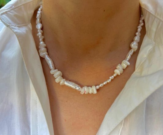 Freshwater multi-shapedpearl necklace. Baroque pearl beaded necklace. Keshi pearl necklace. Nugget pearl choker. Gift for her