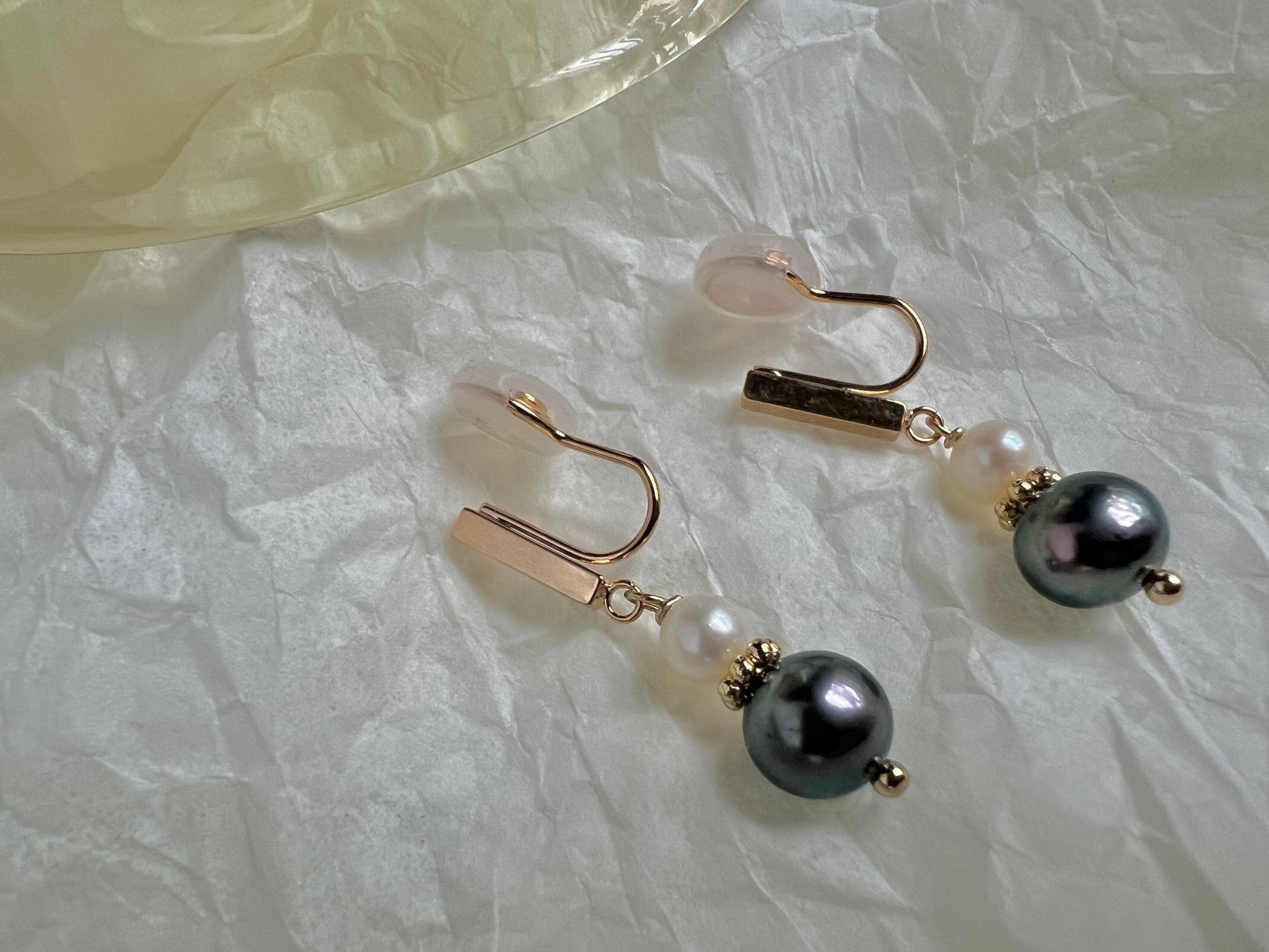 14K gold filled freshwater pearl stick dangle earring. Minimalist clip on earrings. Chic earring. No pain Pearl earrings. Bridesmaid gift.