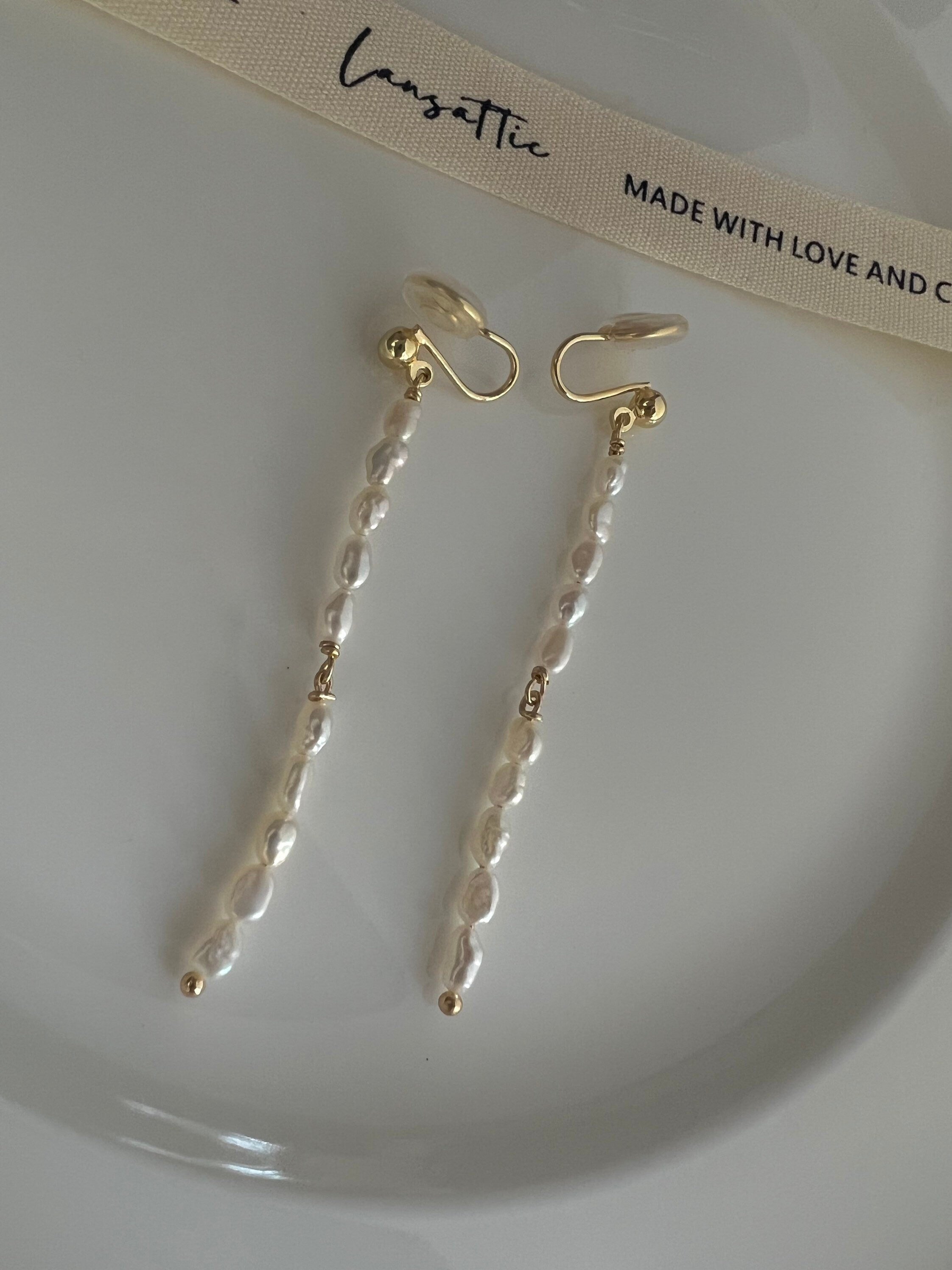 14K gold filled freshwater tiny pearl dangle stud earring. Minimalist clip on earrings. Bridal earrings. Bridesmaid gift.