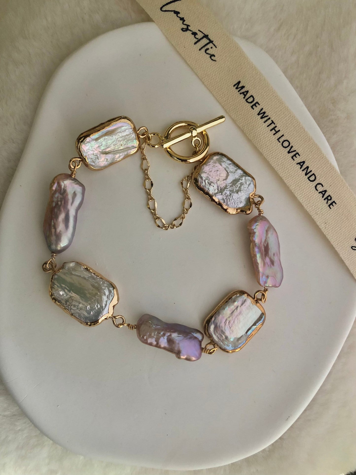 Freshwater multiple-color baroque pearl bracelet. Boho pearl bracelet. June birthstone. High luster pearl biwa bracelet. Chunky bracelet.