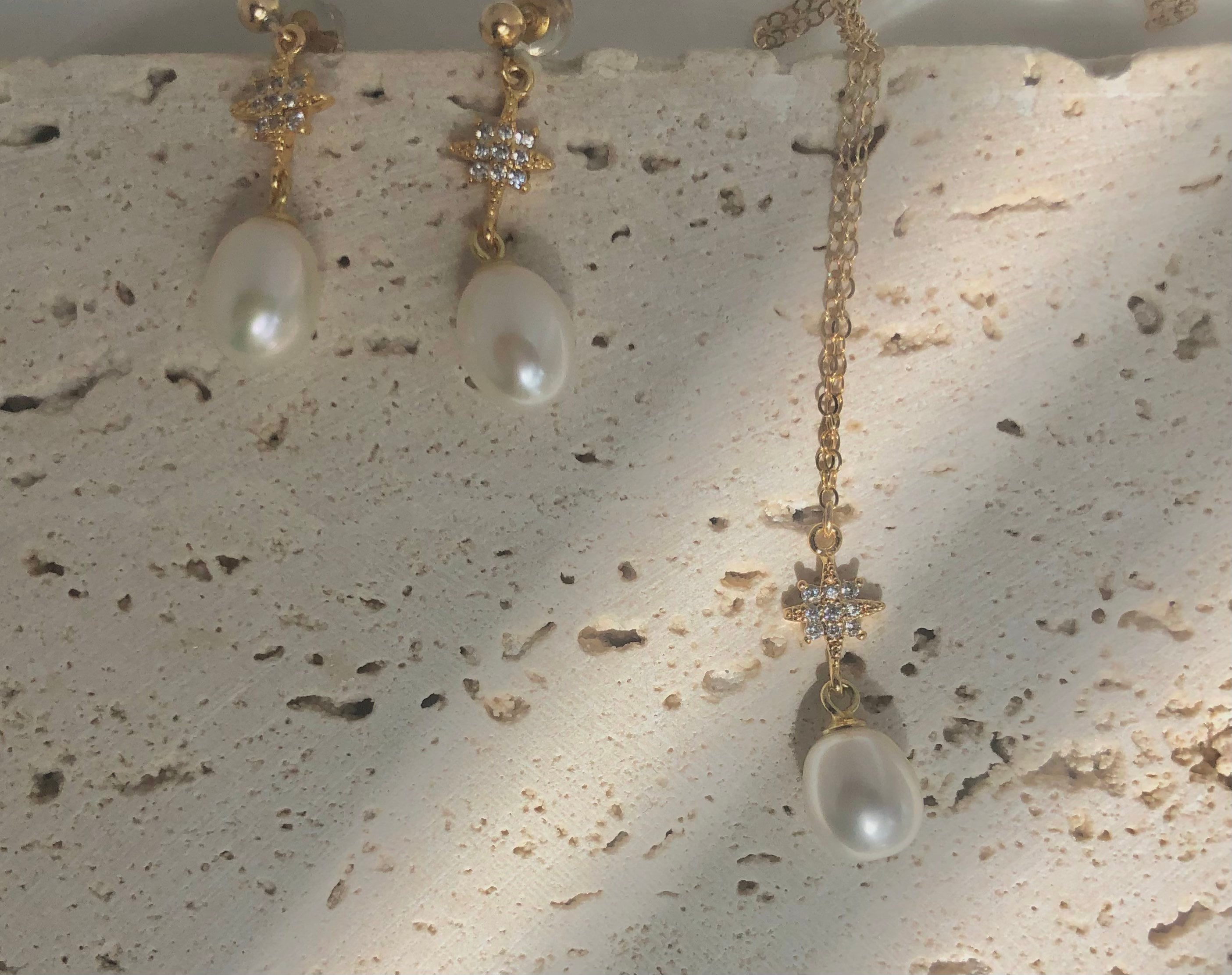 14K gold filled high quality freshwater pearl ZC necklace. Dainty earring/necklace. Bridal necklace. Wedding jewelry set
