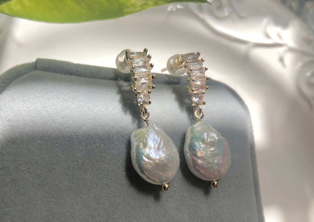 Baroque Pearl Earrings