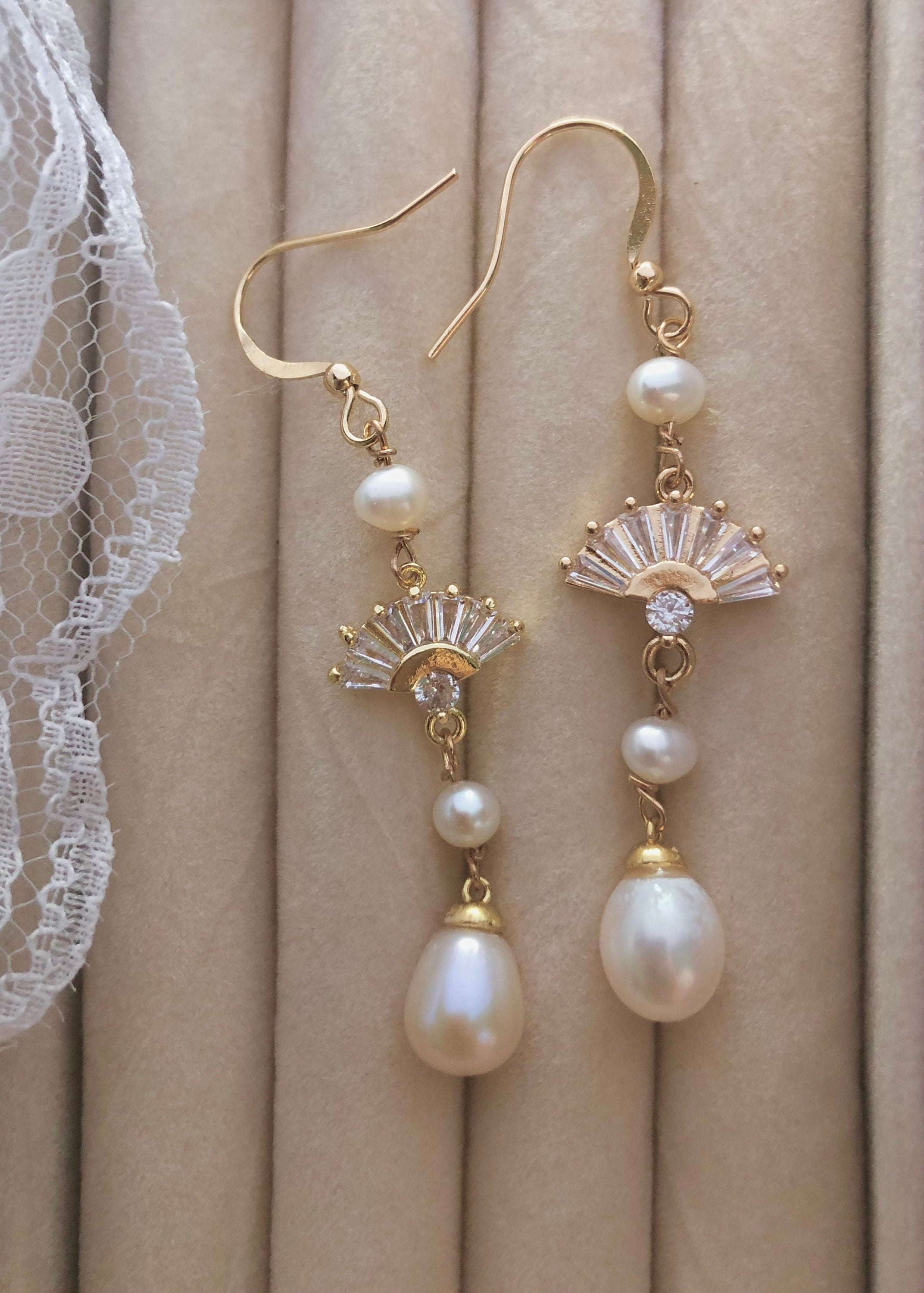 Cubic Zirconia Bridal freshwater pearl Earrings. Wedding earrings. Bridesmaid gift. Freshwater Pearl fan shapes drop earrings.