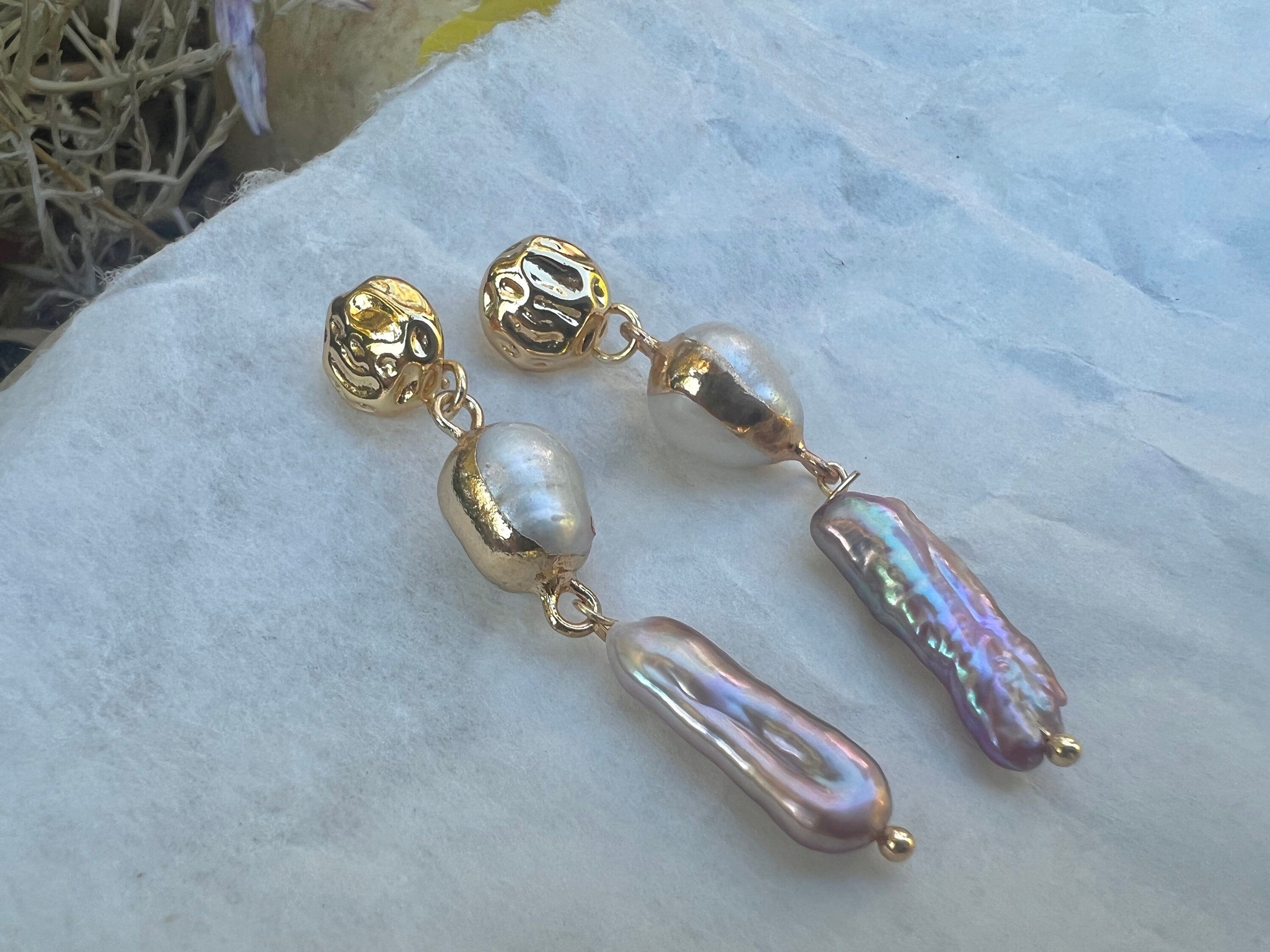 Multiple-color freshwater keshi Biwa pearl dainty nugget stud earring. Dangle double pearl earring. Wedding earring. Gift for her
