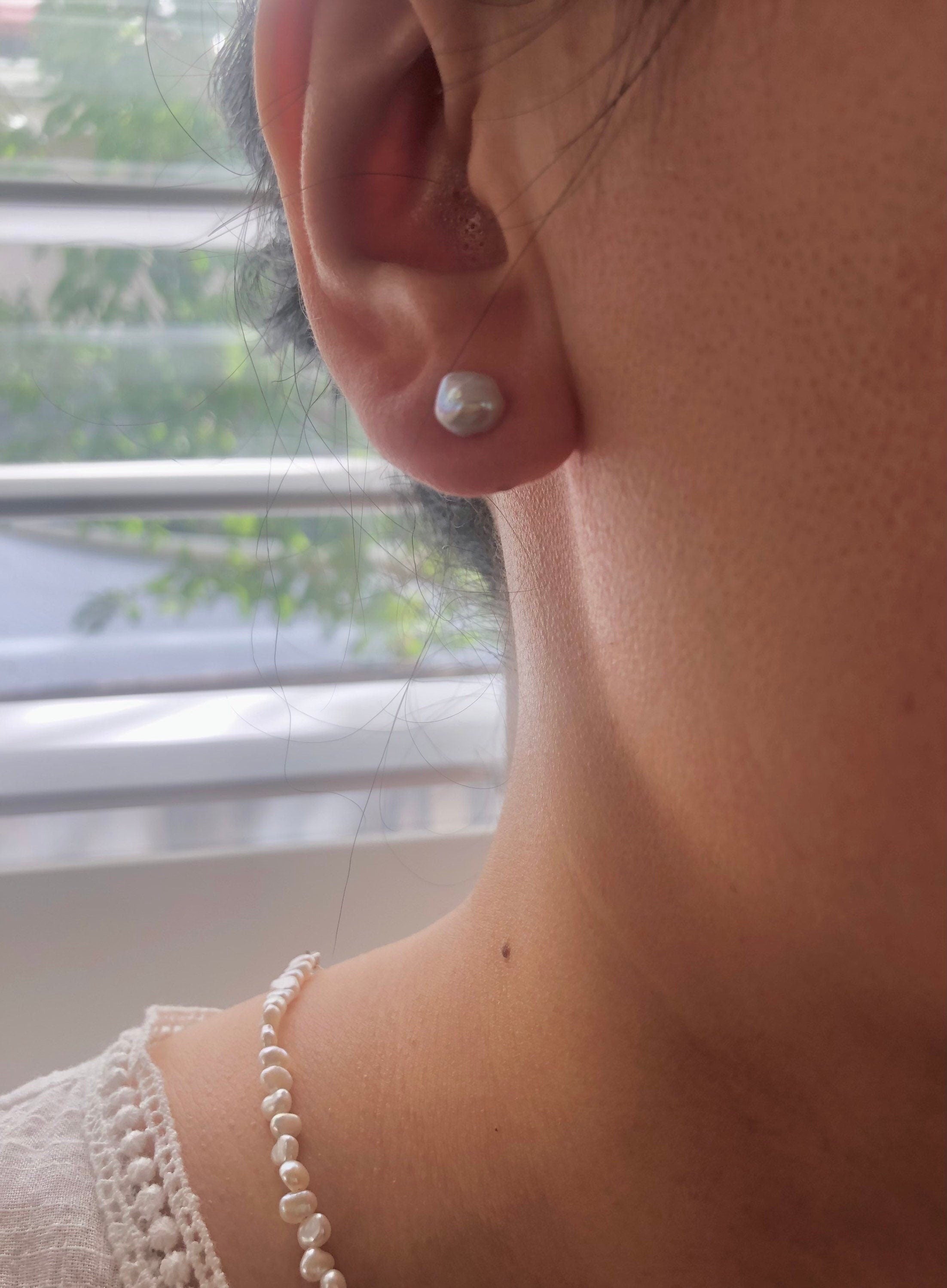 Two ways wearing freshwater irregular keshi double pearl dangle earrings. Gold pearl earrings. Minimalist pearl earrings. Bridesmaid gift