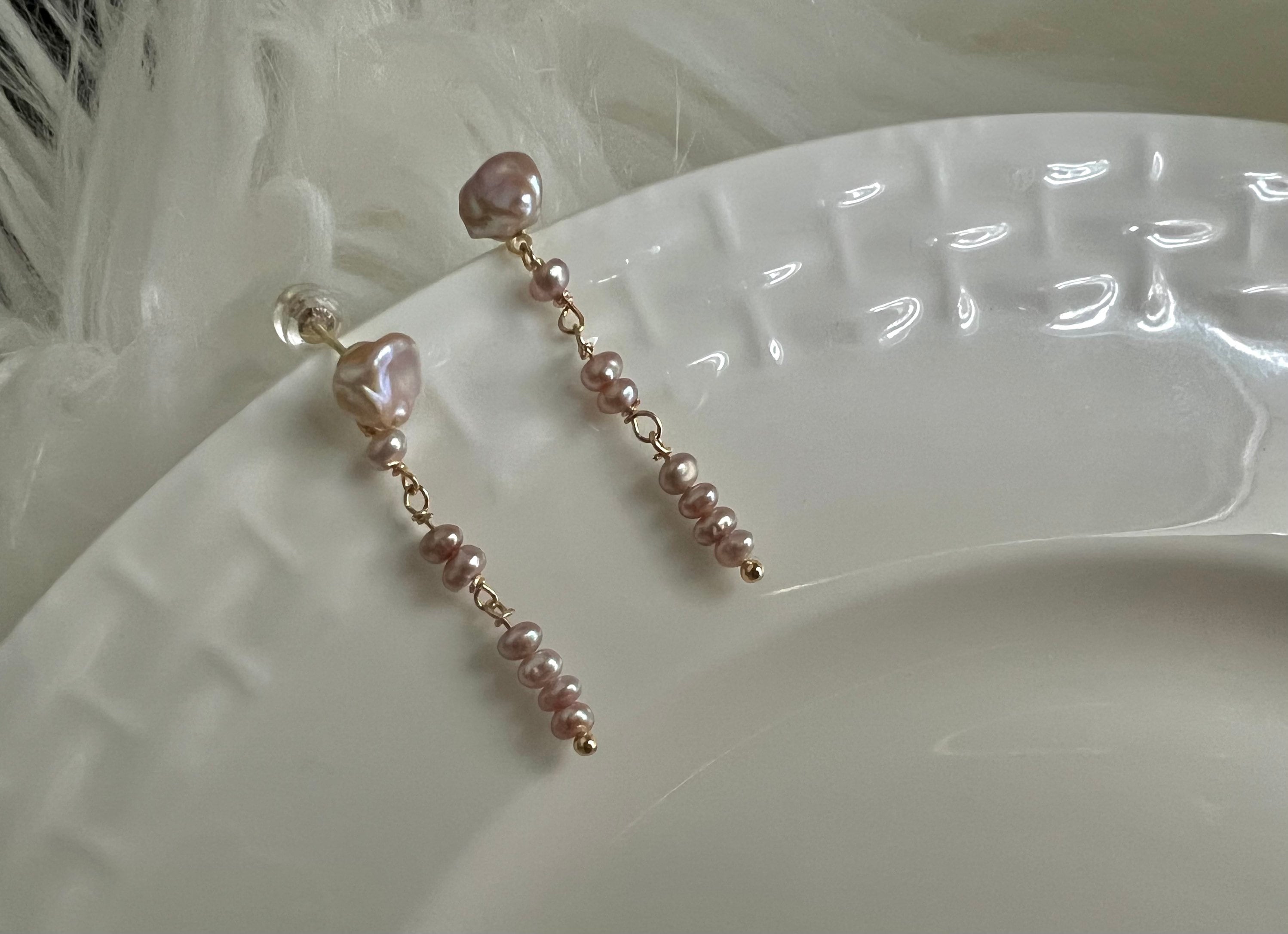 Freshwater baroque irregular nugget purple pearl dangle earrings. Minimalist earrings. Statement earrings. Gift for her