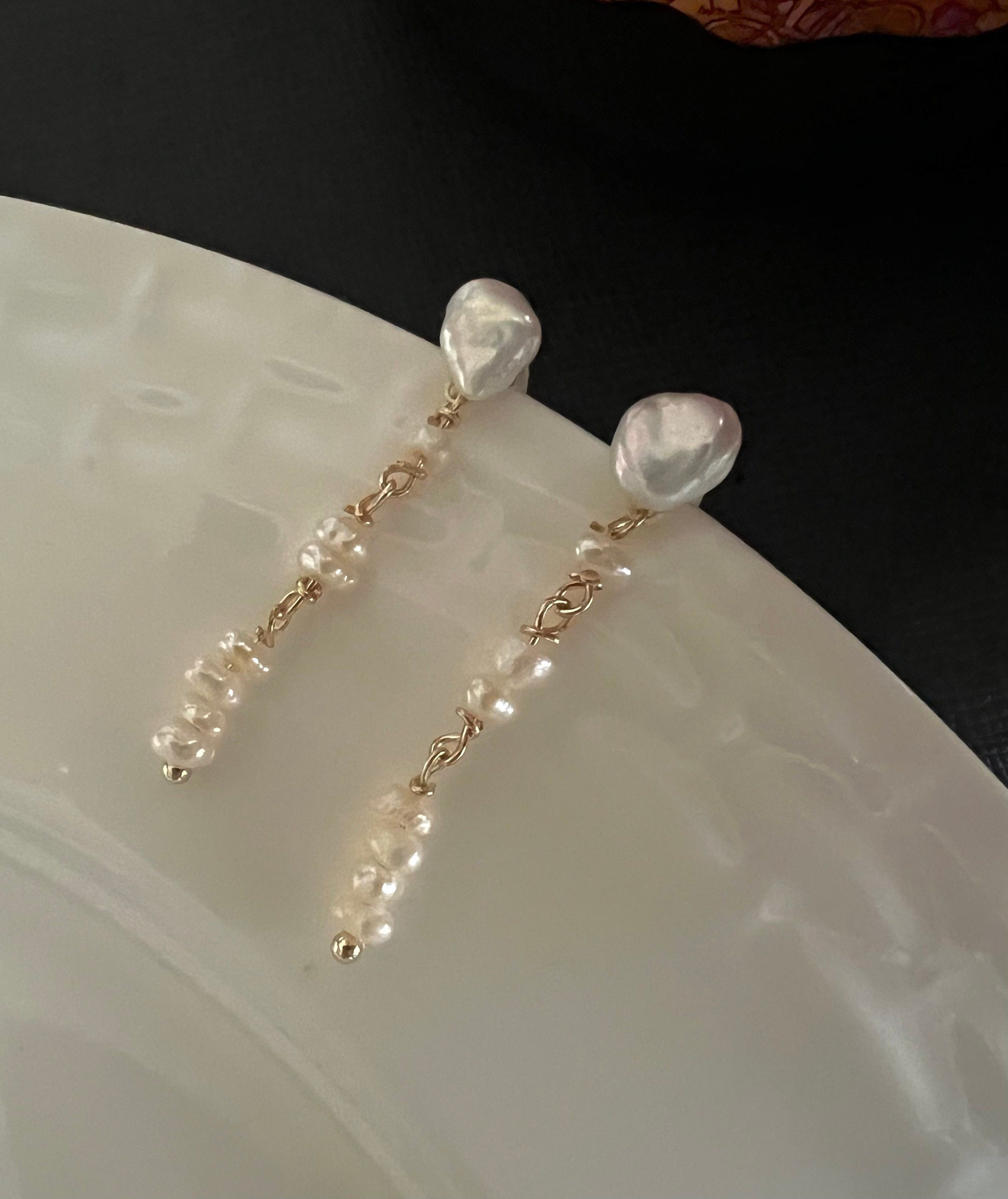 Freshwater baroque irregular nugget purple pearl dangle earrings. Minimalist earrings. Statement earrings. Gift for her