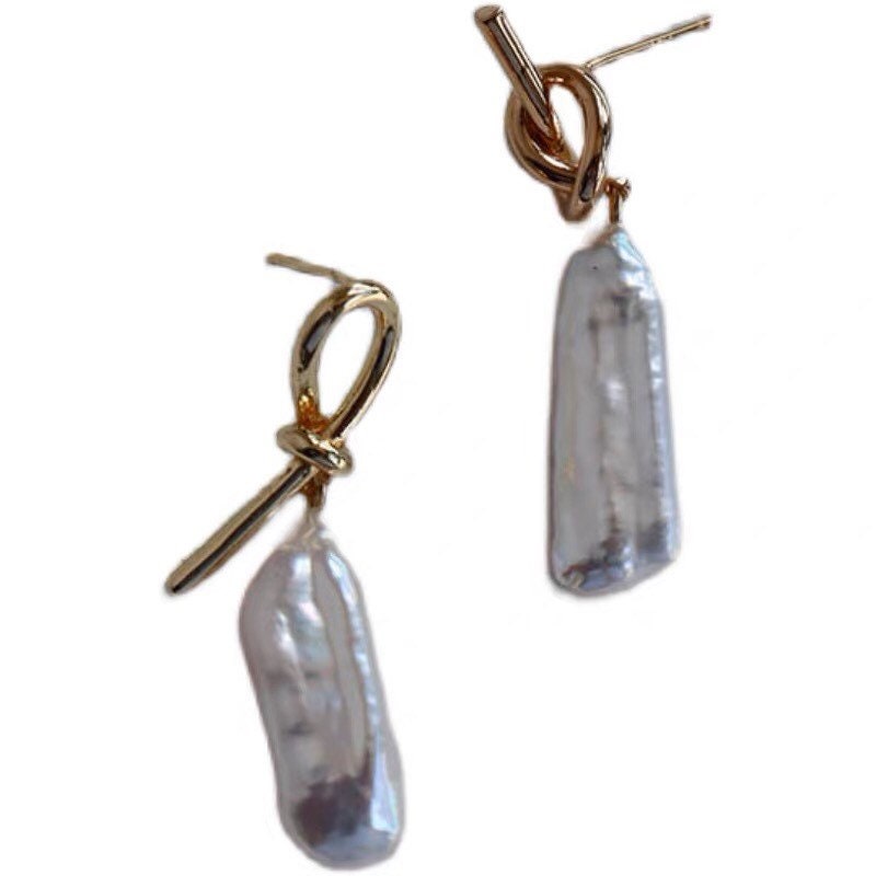 Unique Mismatched Gold Knot And Biwa Baroque Pearl Earrings