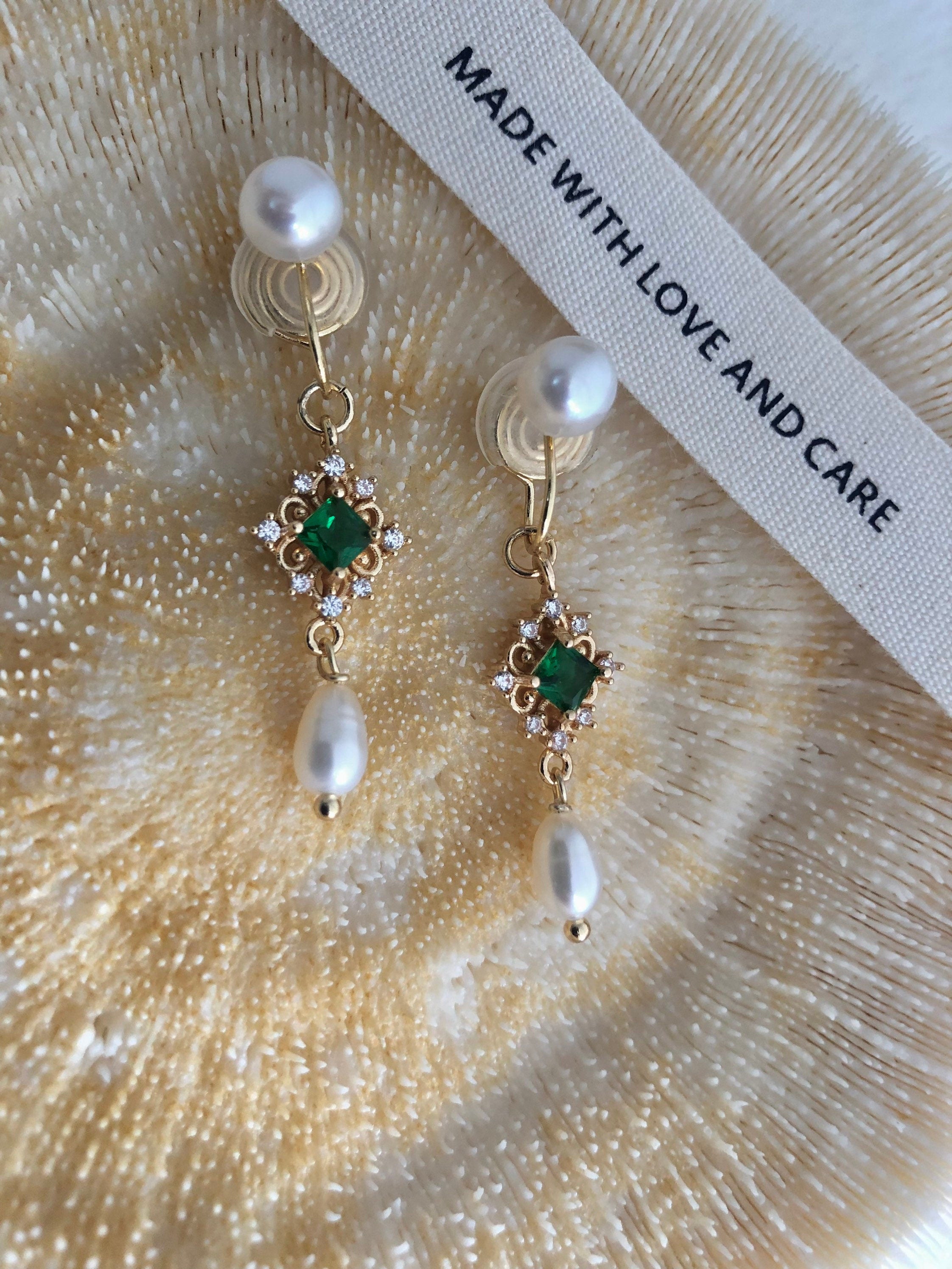 Art Deco freshwater pearl two way wearing earrings. Elegant Emerald earrings. Clear fashion floral clip-on earring. Dainty no pain earrings